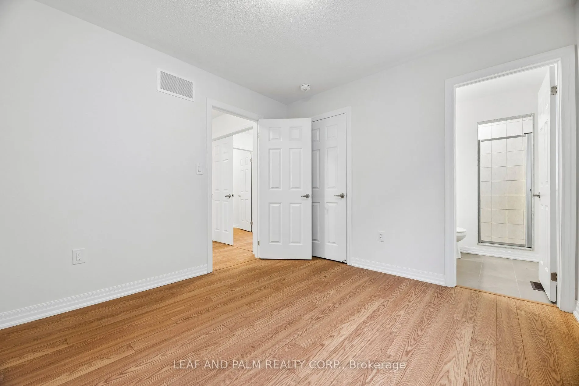 42 Northrop Avenue