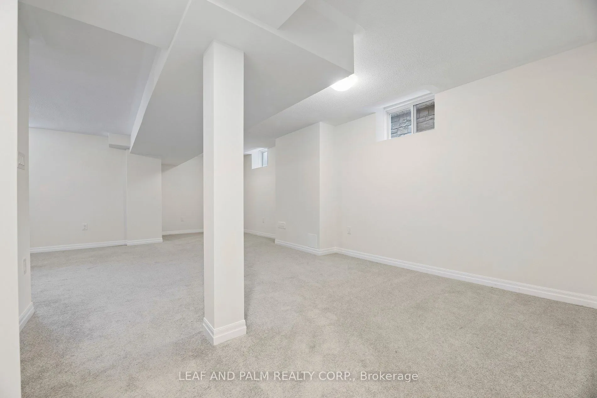 42 Northrop Avenue