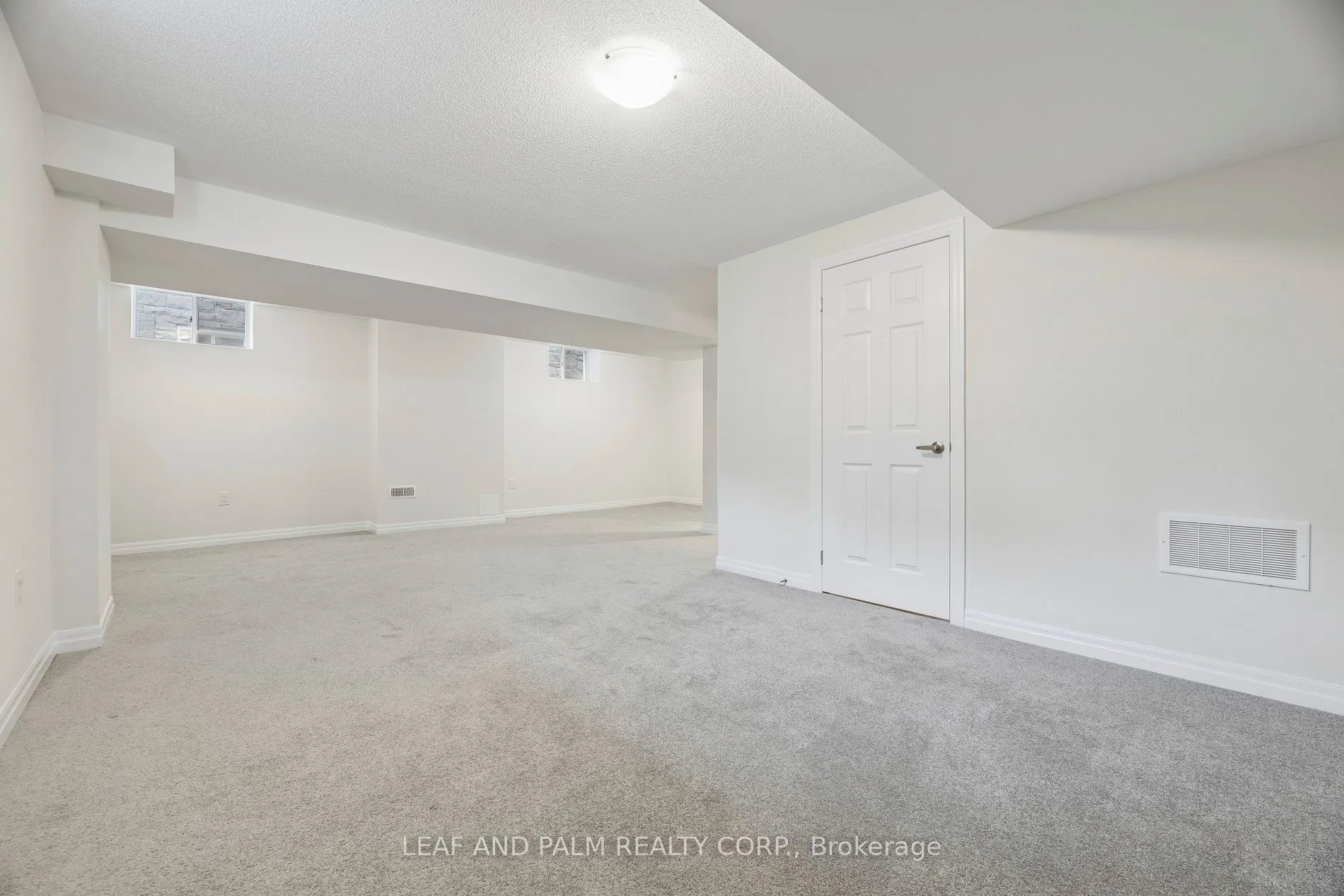 42 Northrop Avenue