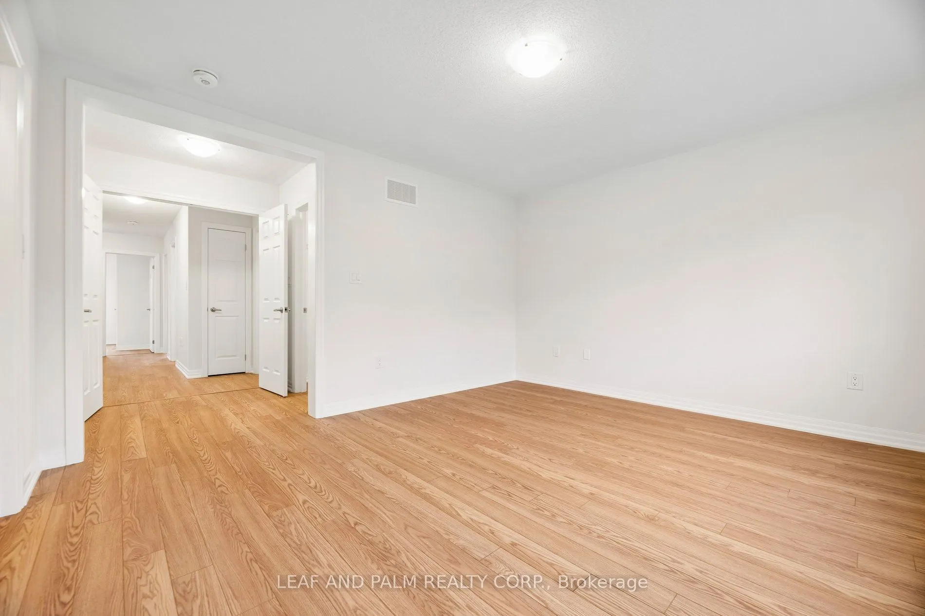 42 Northrop Avenue