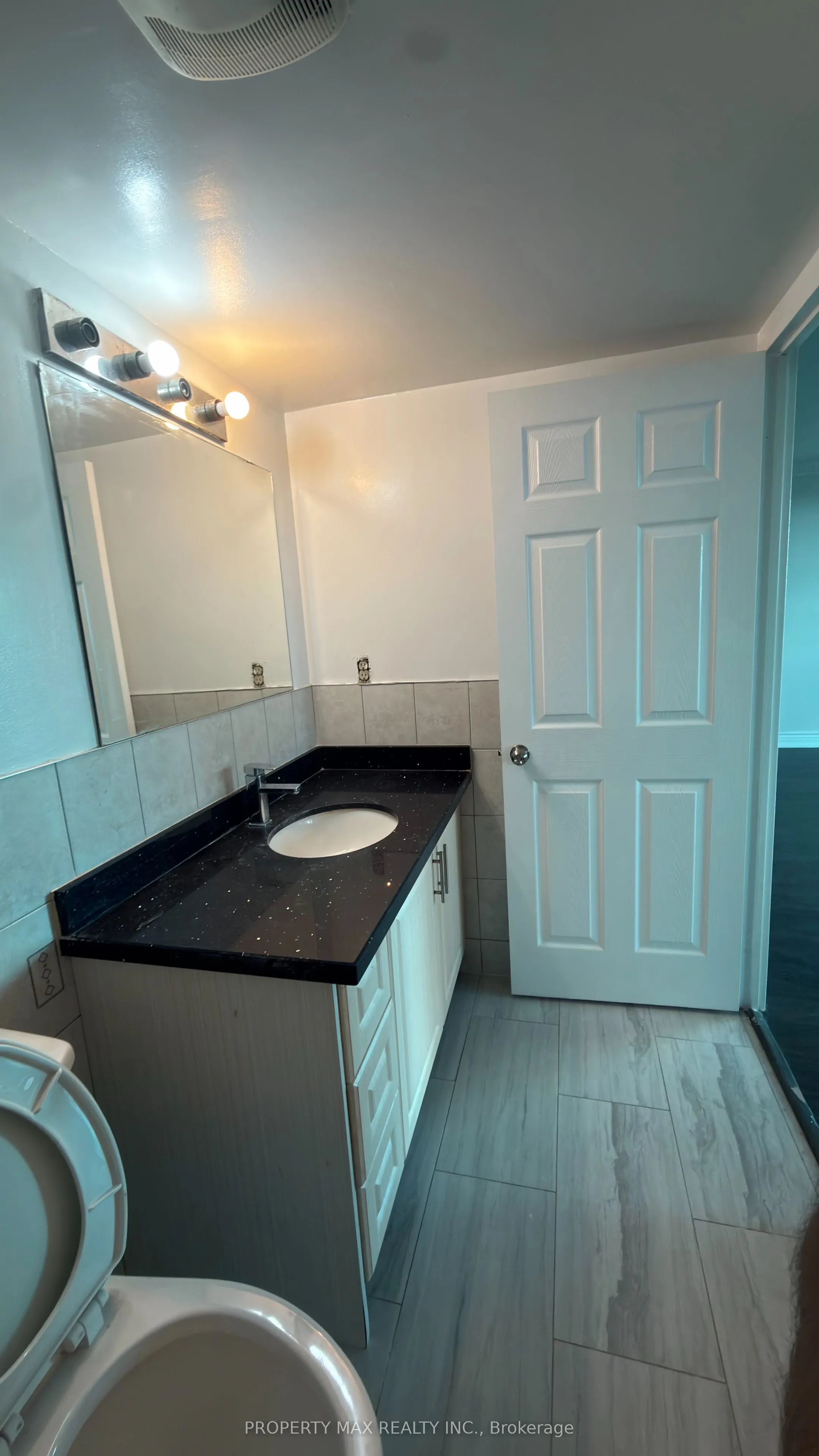 99 Blackwell Avenue #608