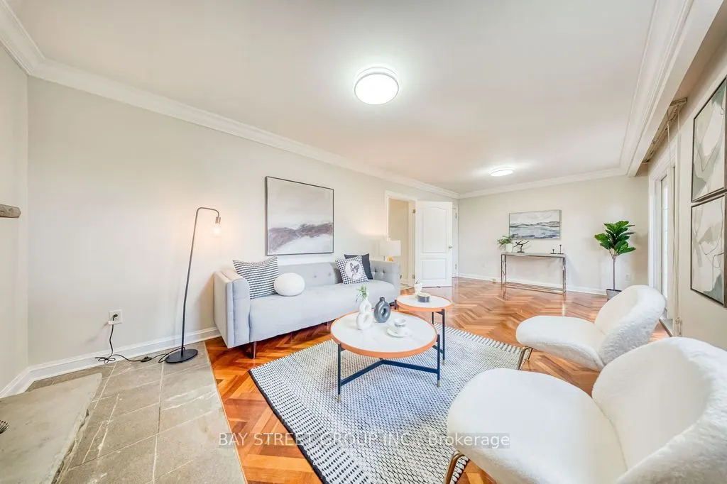936 Scarborough Golf Clu Road