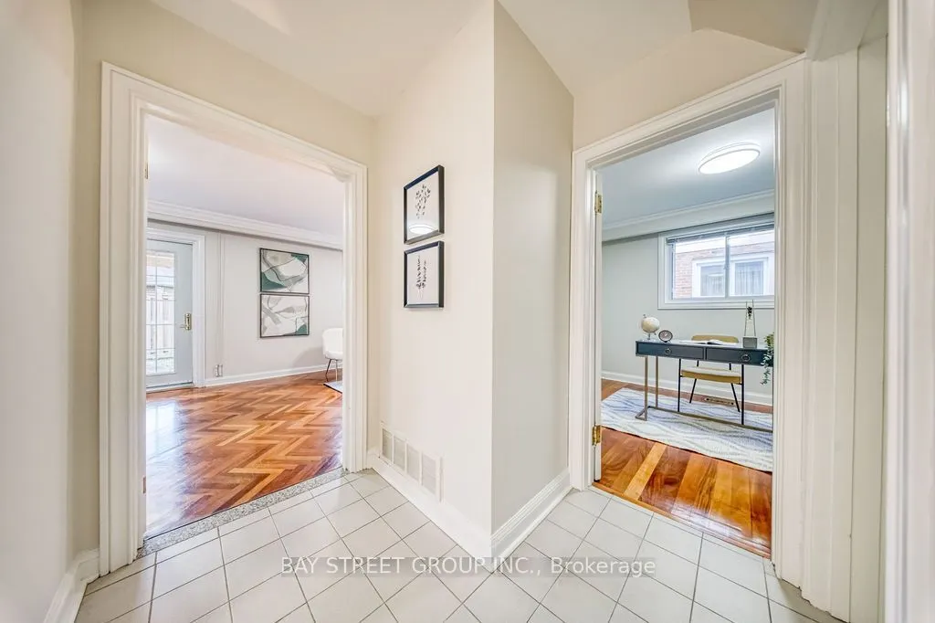 936 Scarborough Golf Clu Road