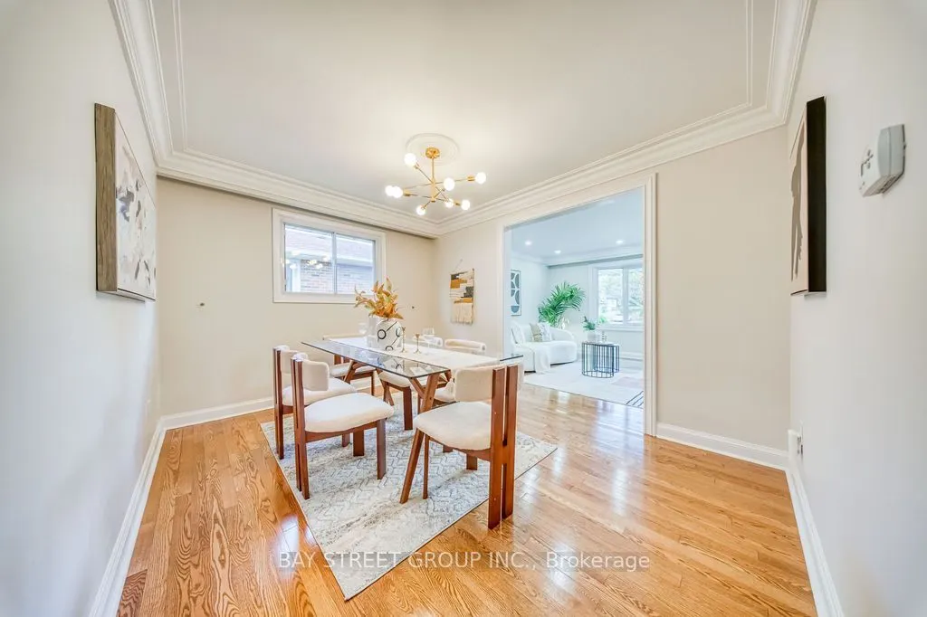 936 Scarborough Golf Clu Road