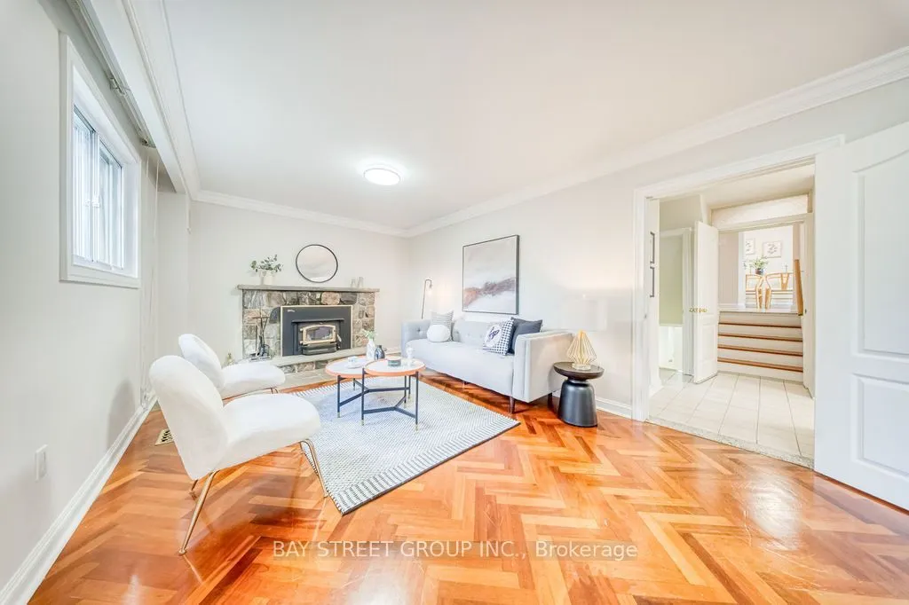 936 Scarborough Golf Clu Road