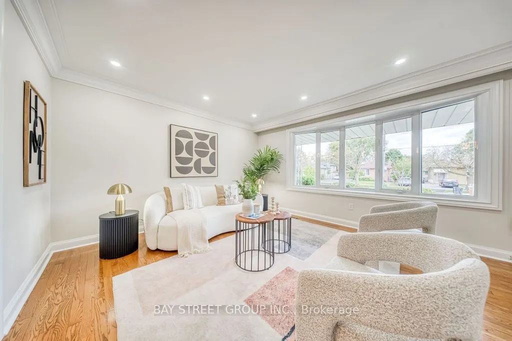936 Scarborough Golf Clu Road