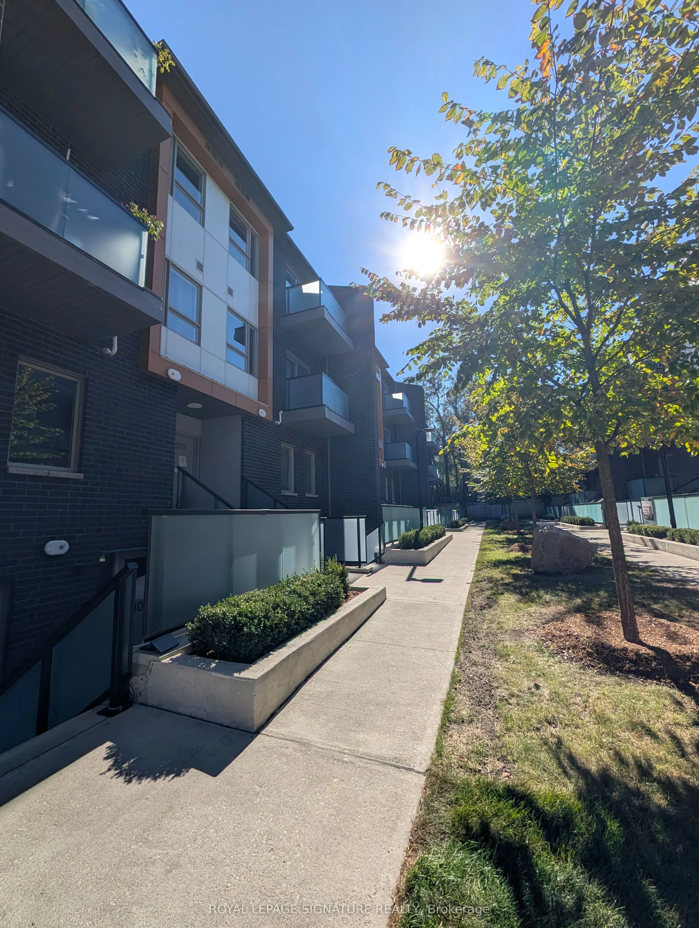 2791 Eglinton Avenue E #540