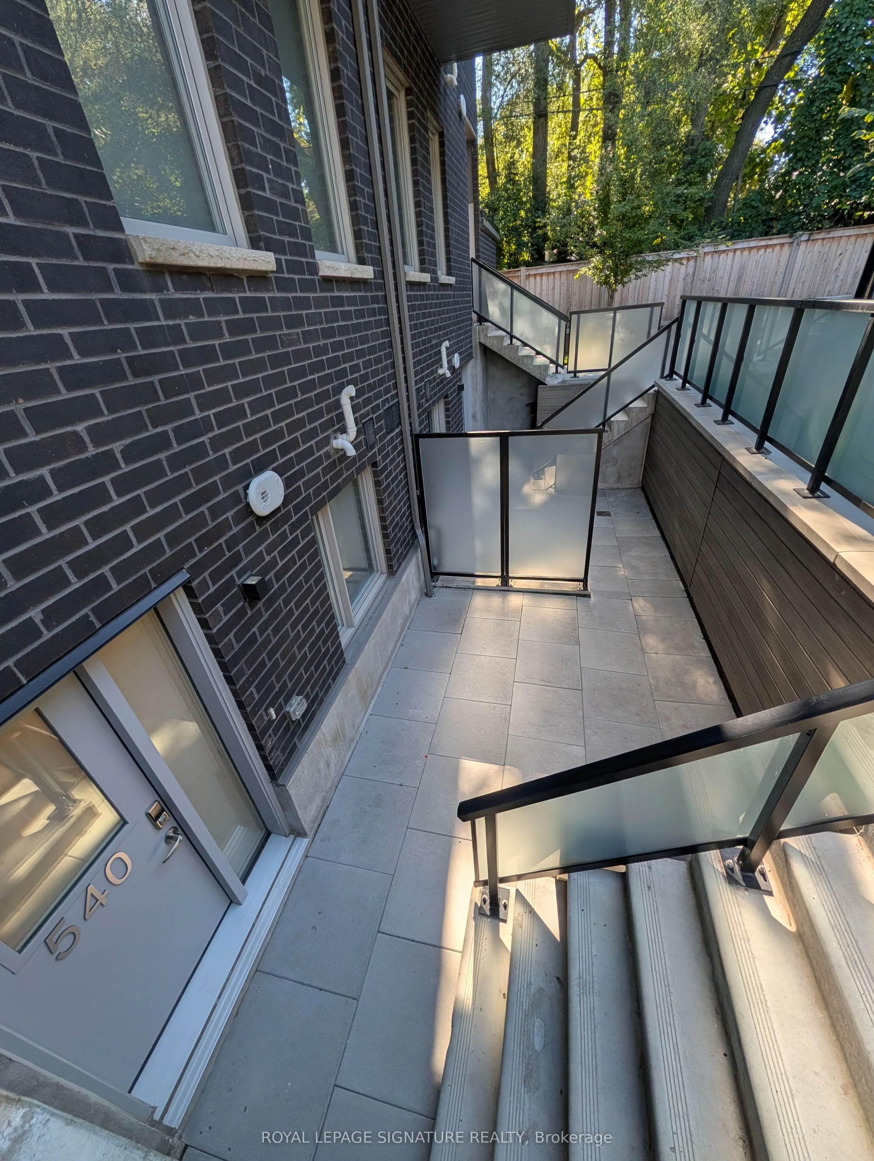 2791 Eglinton Avenue E #540