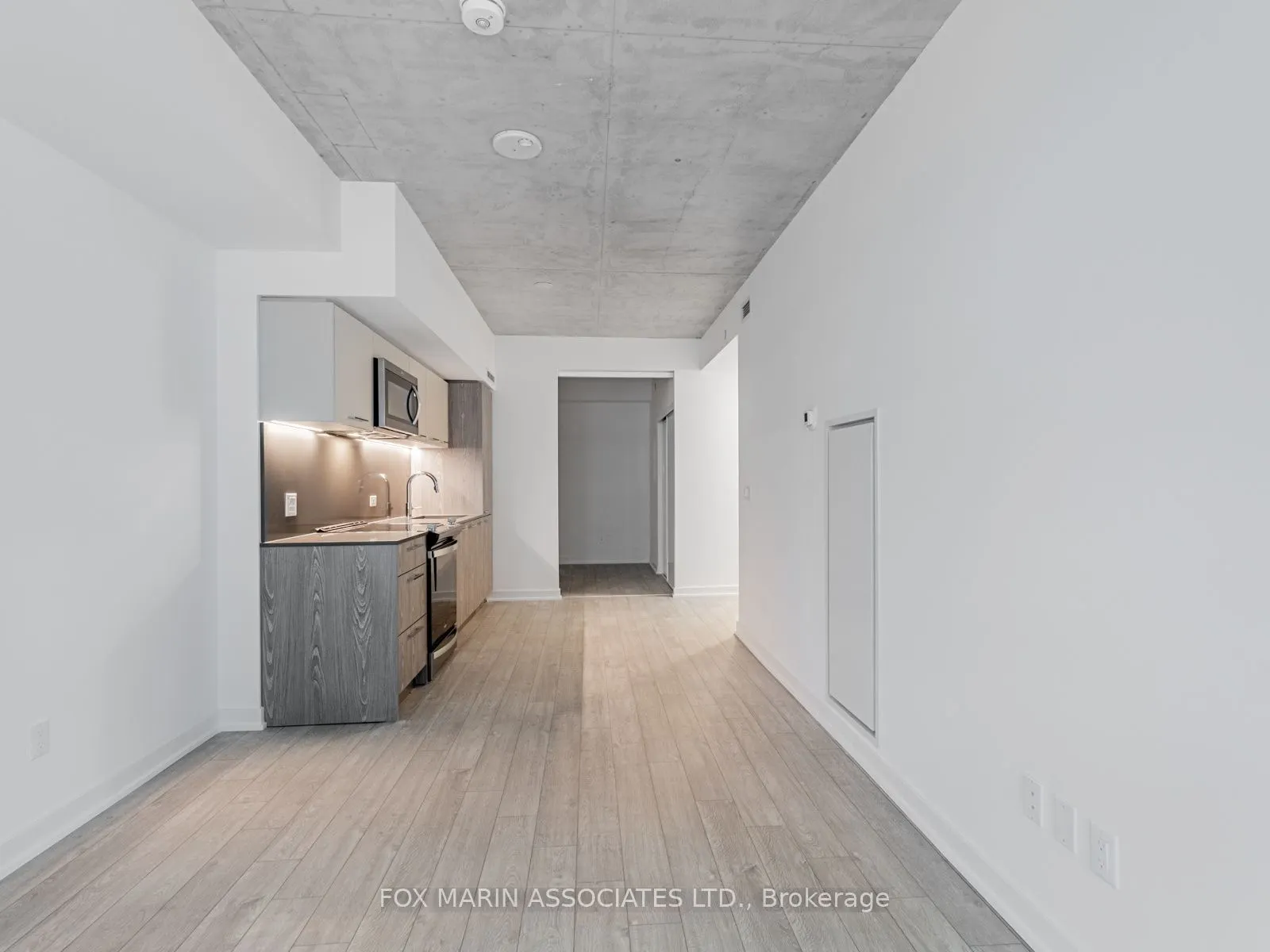 45 Baseball Place #206