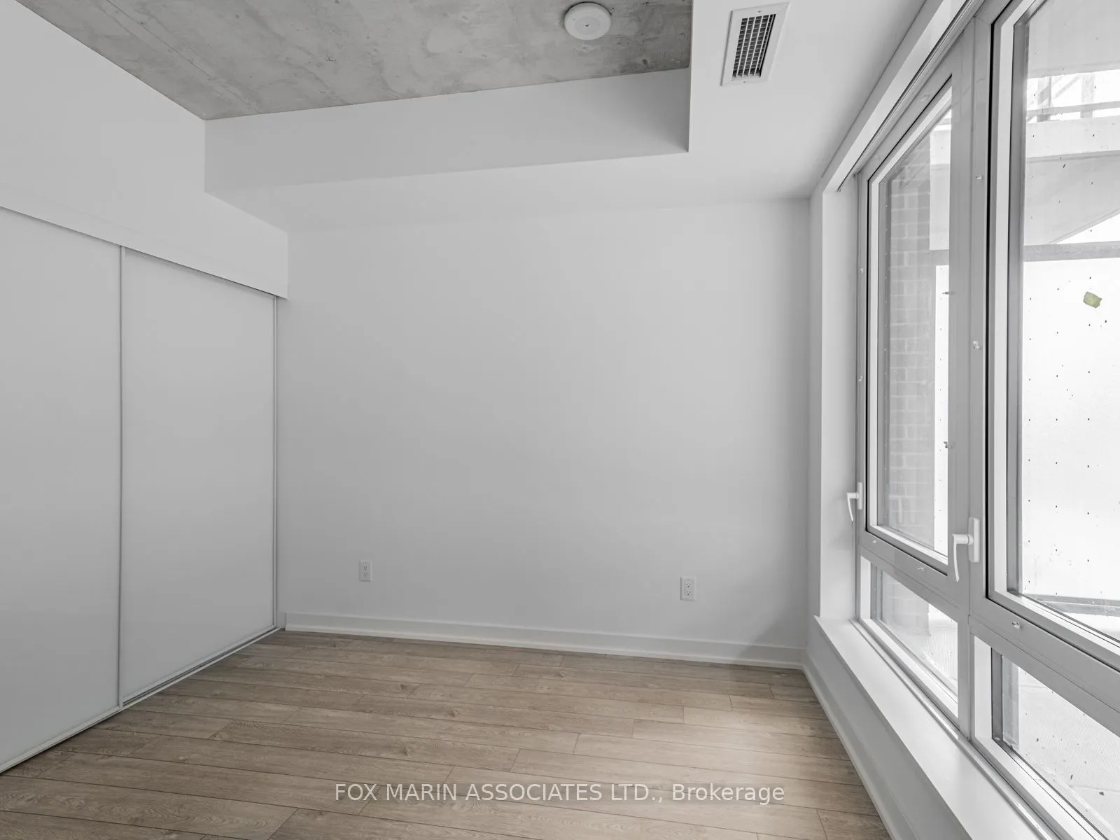 45 Baseball Place #206