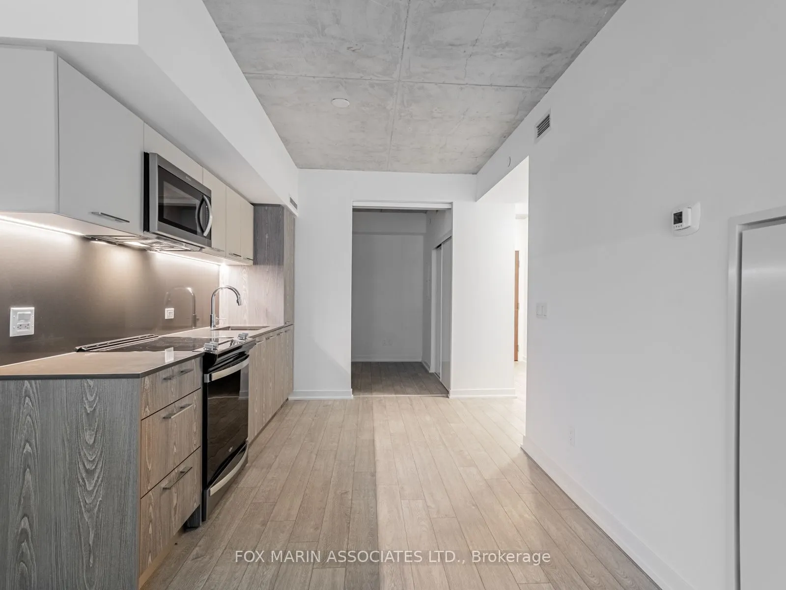 45 Baseball Place #206