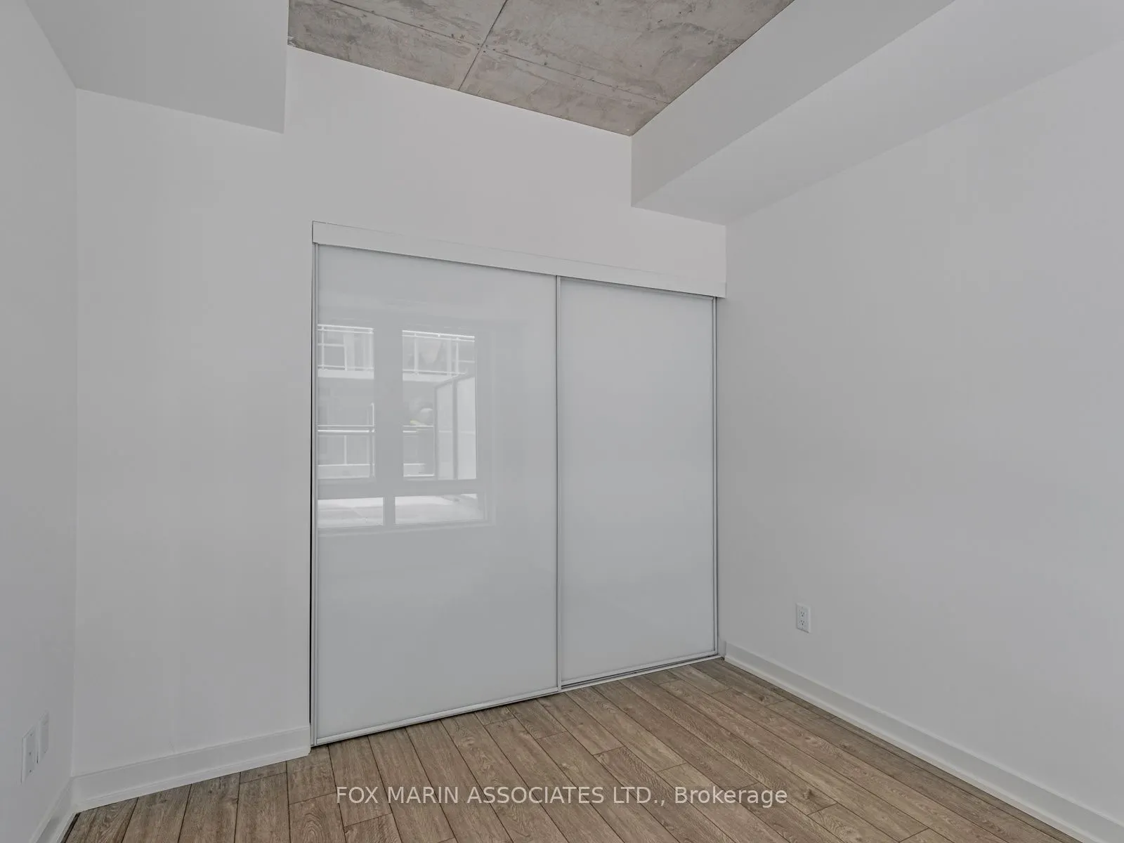 45 Baseball Place #206