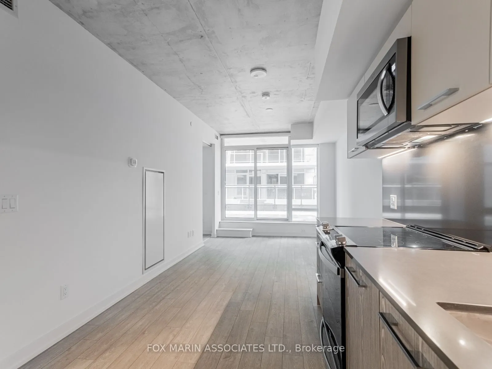 45 Baseball Place #206