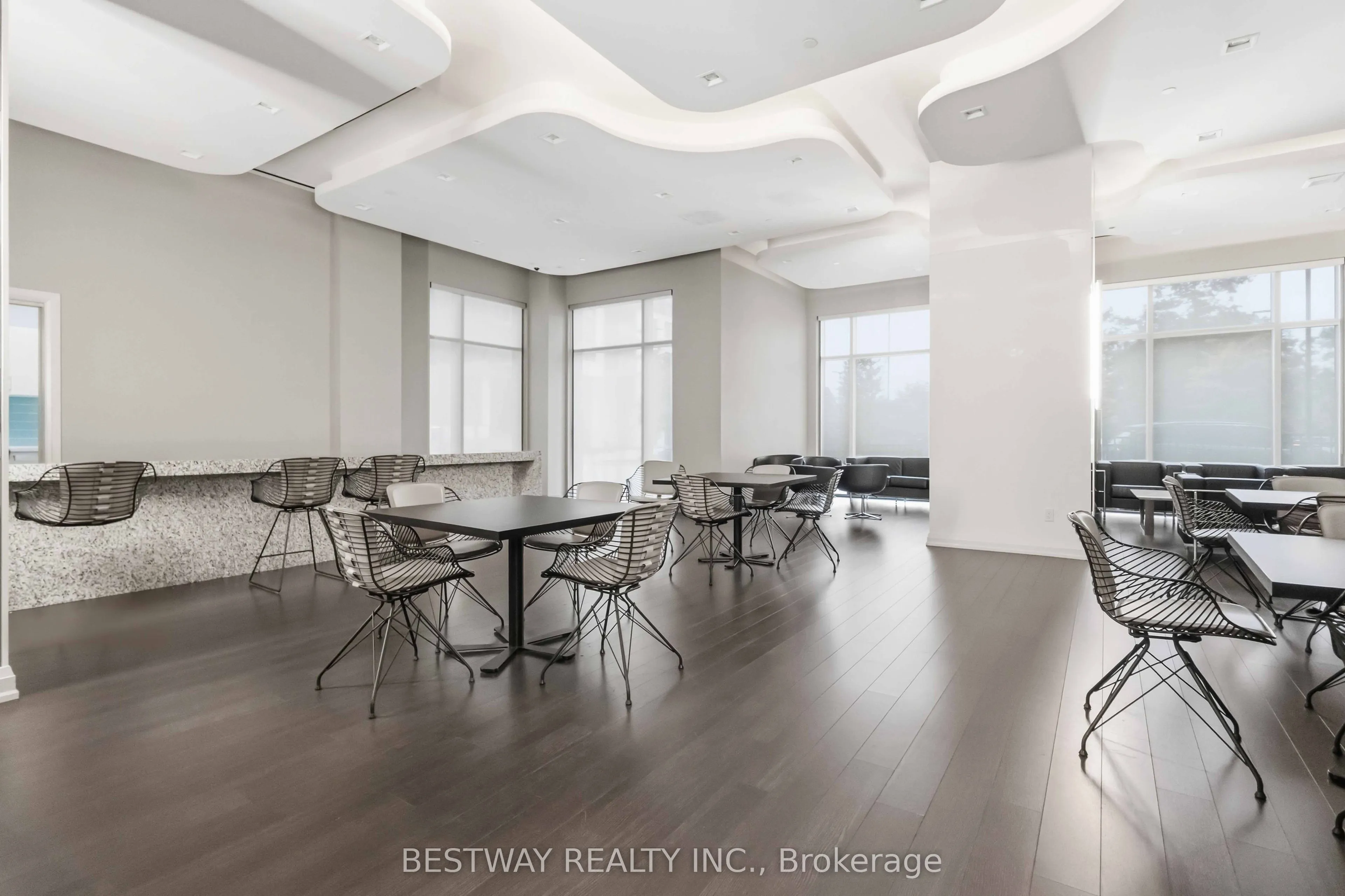 20 Meadowglen Place #2103