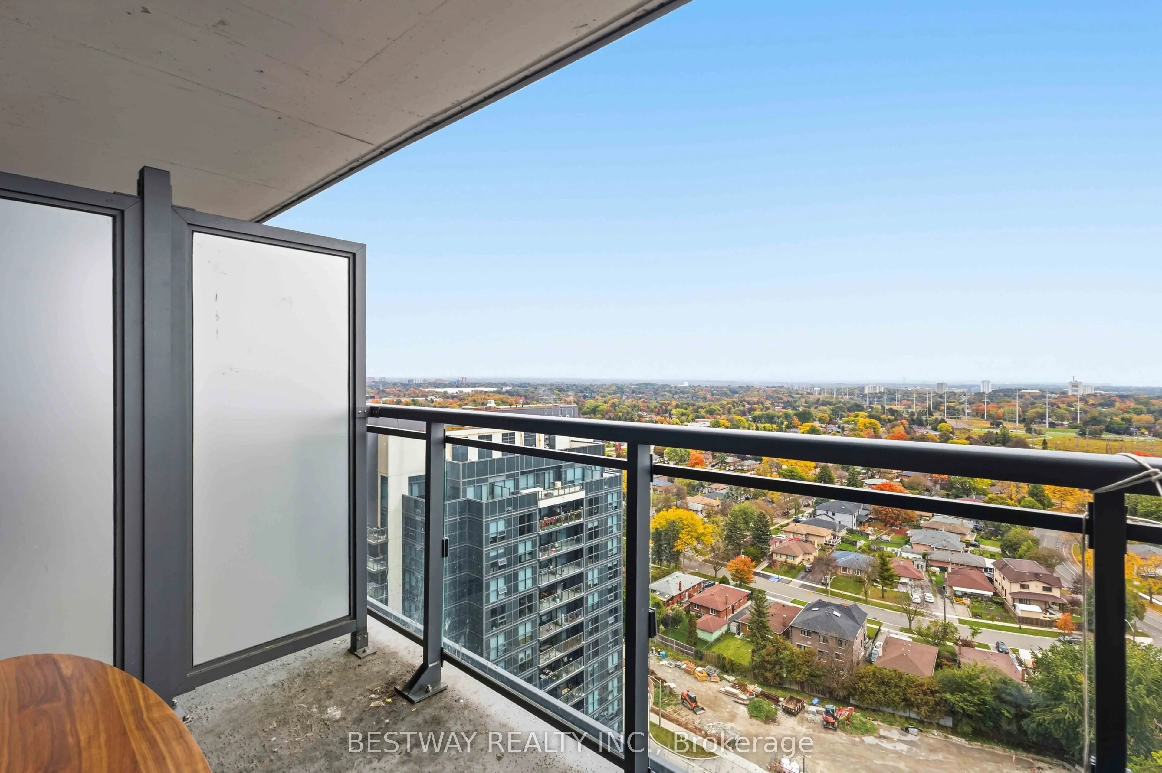 20 Meadowglen Place #2103