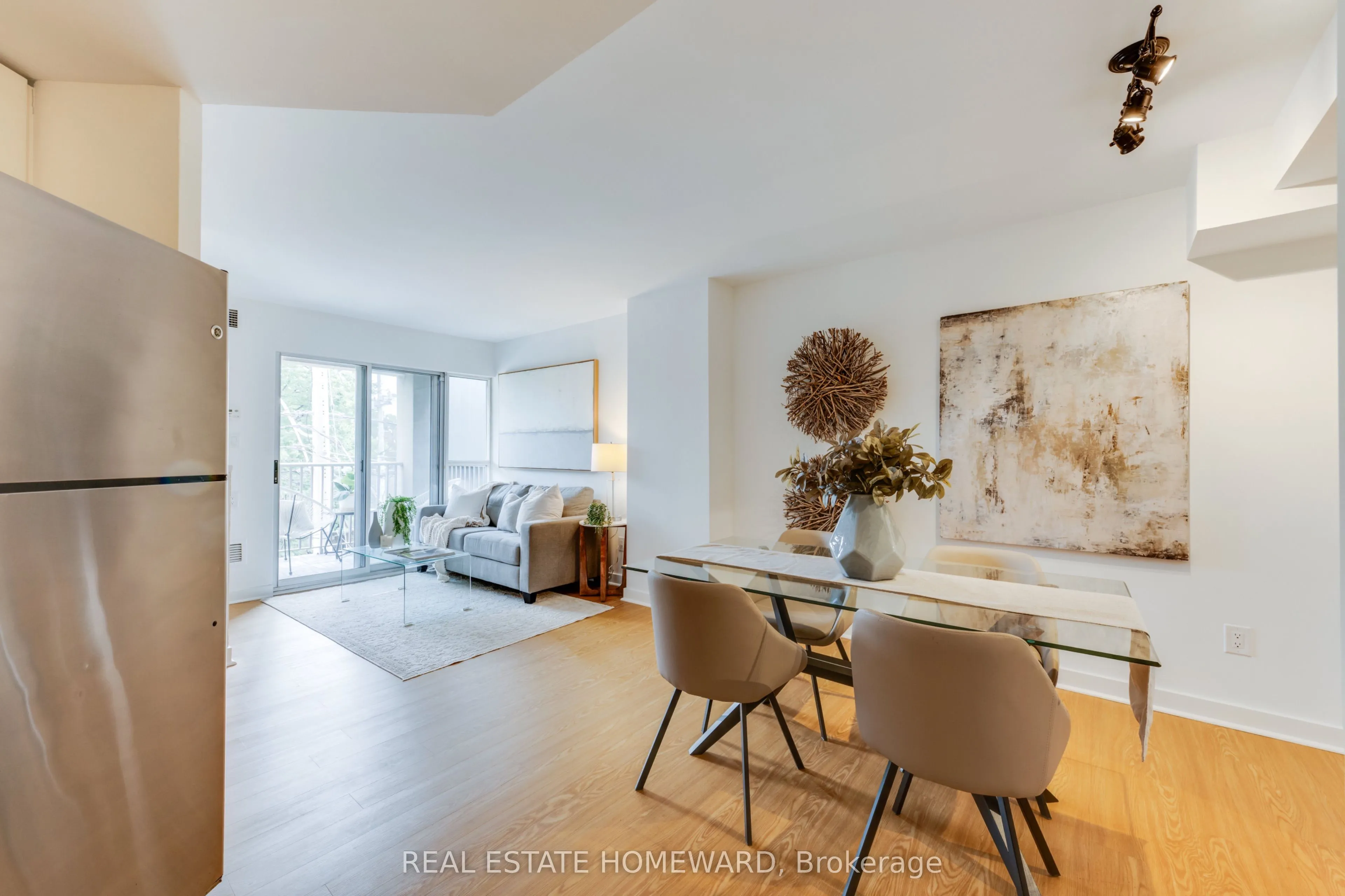 716 Kingston Road #304