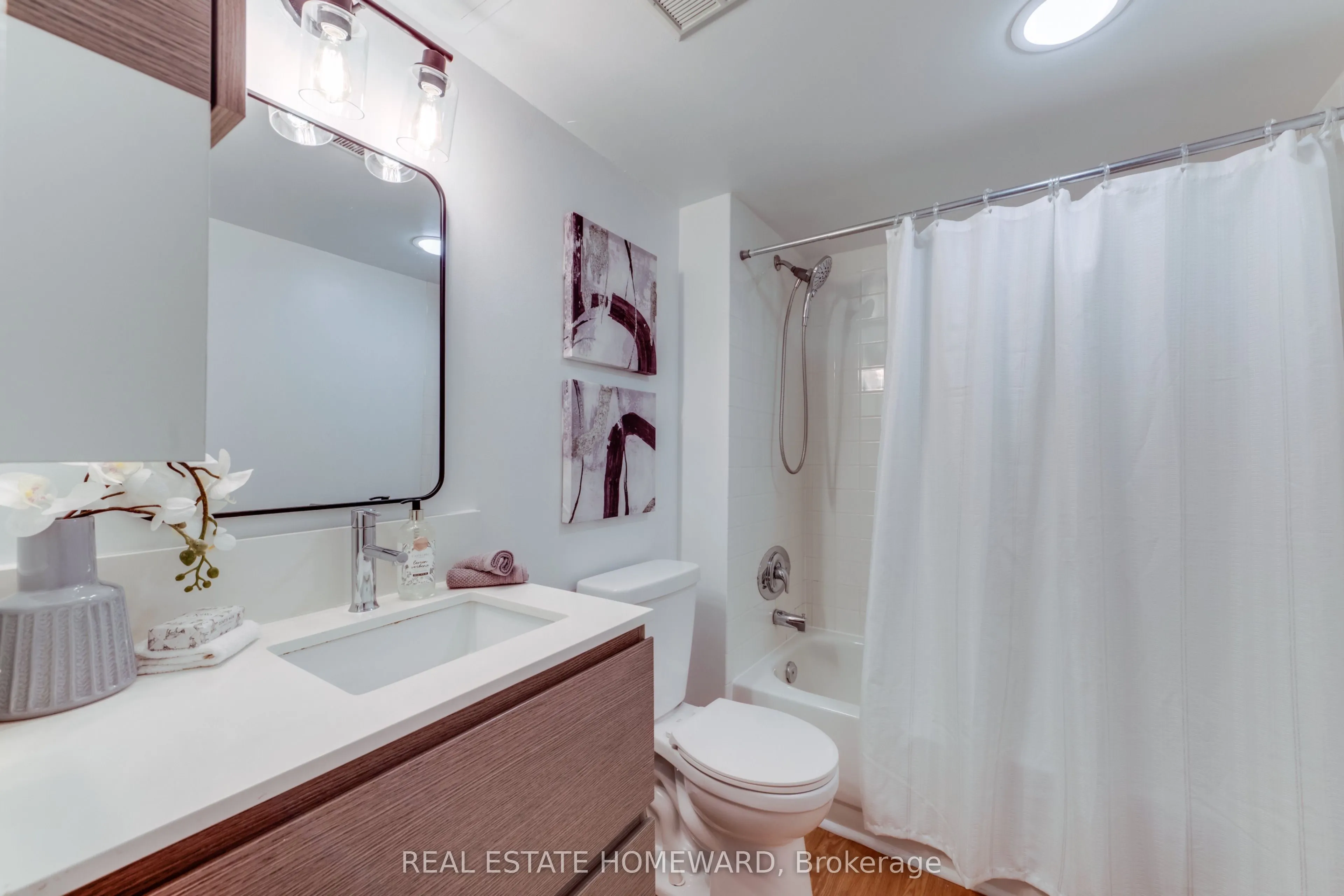 716 Kingston Road #304