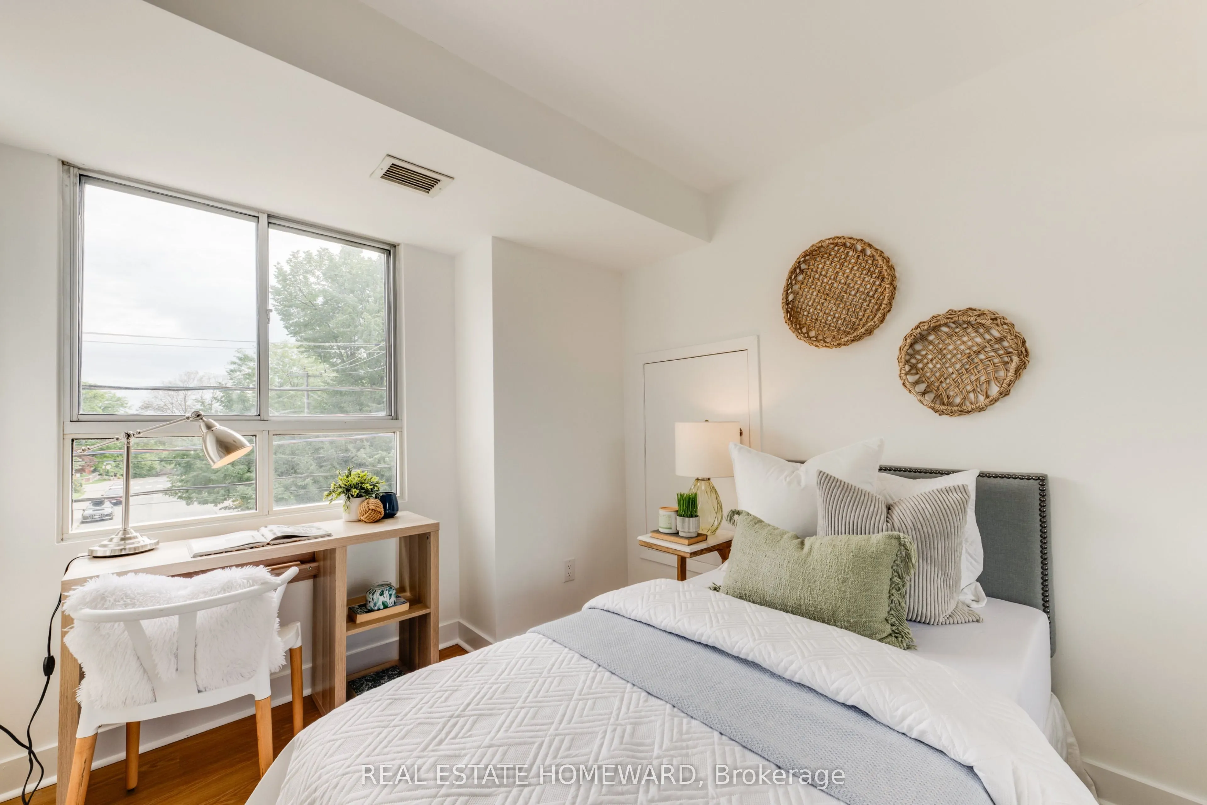 716 Kingston Road #304