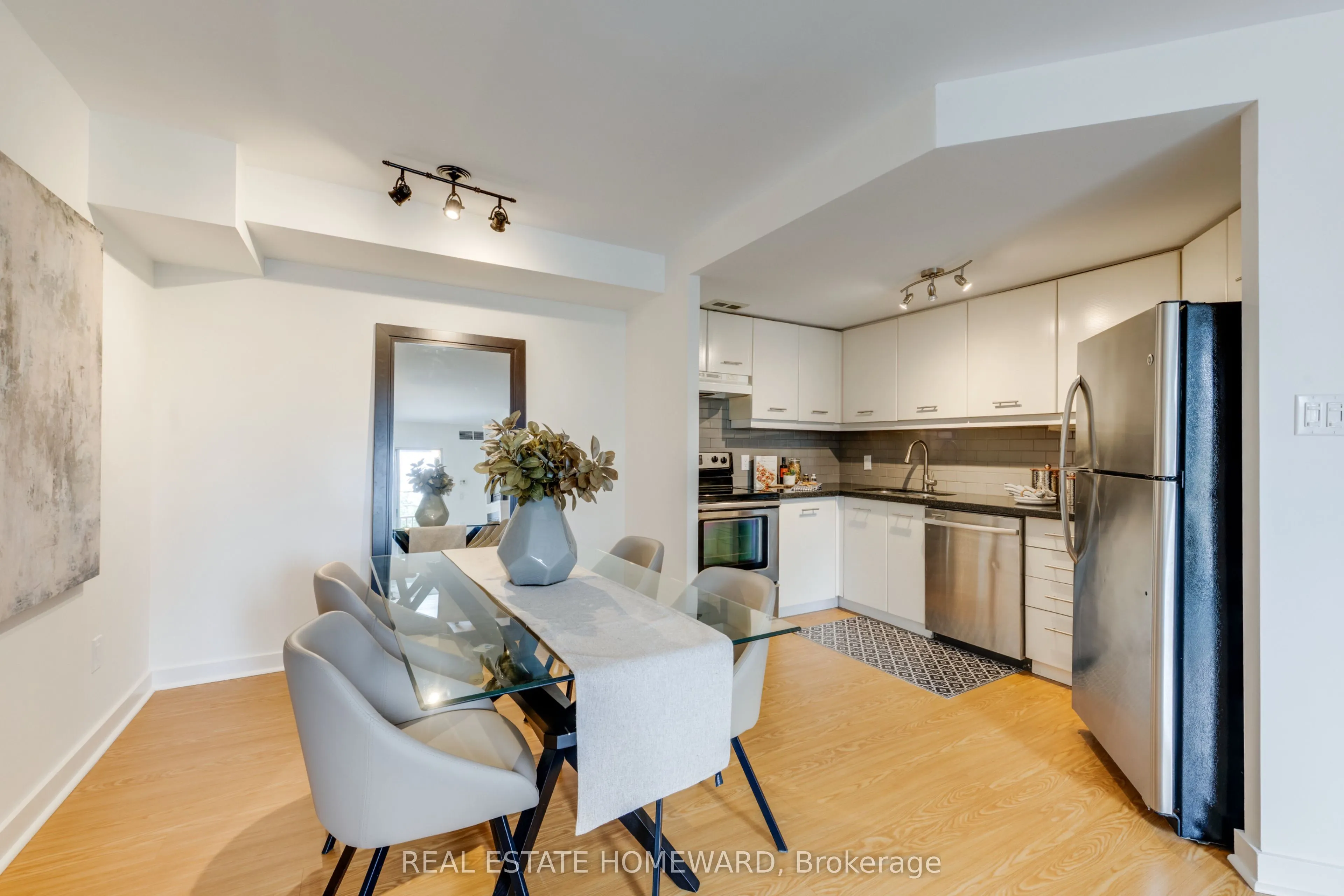 716 Kingston Road #304