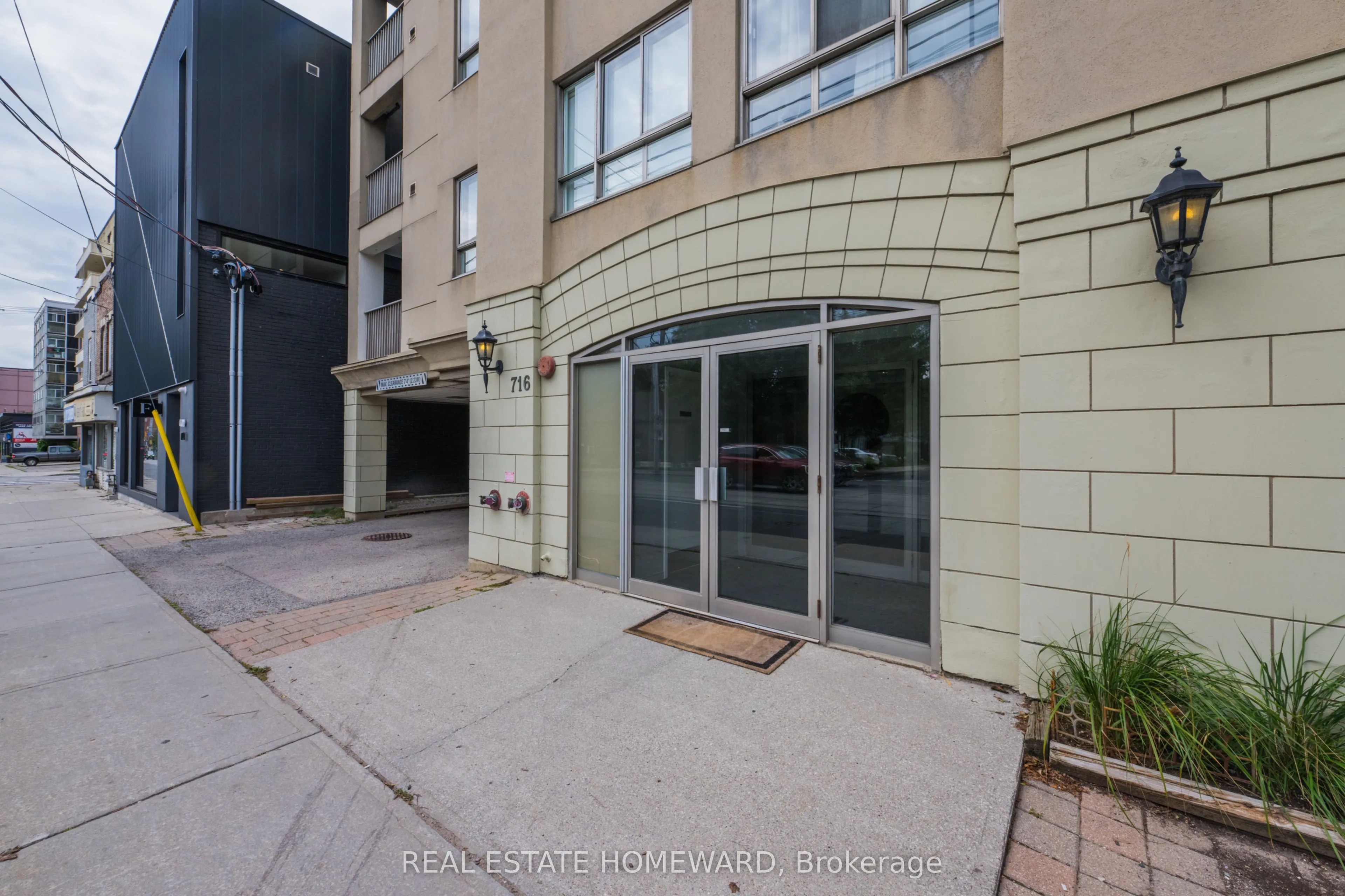 716 Kingston Road #304