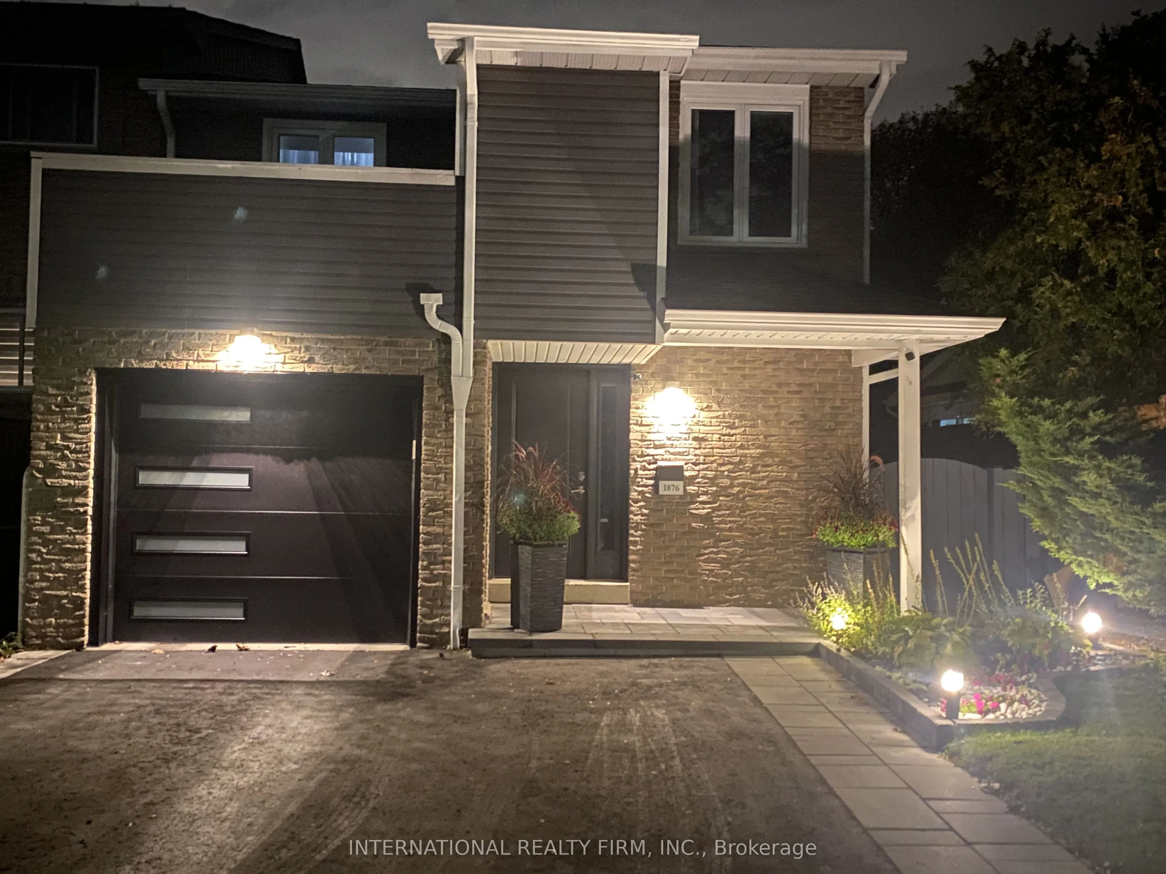 1876 Bicroft Court