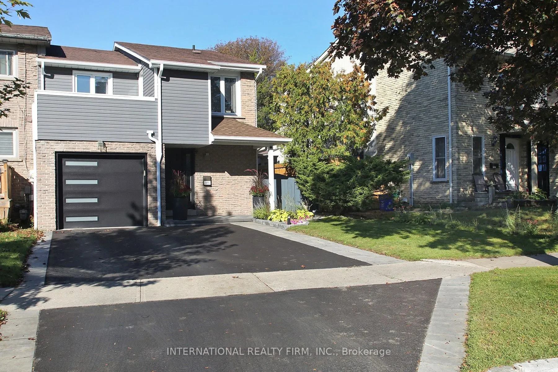 1876 Bicroft Court