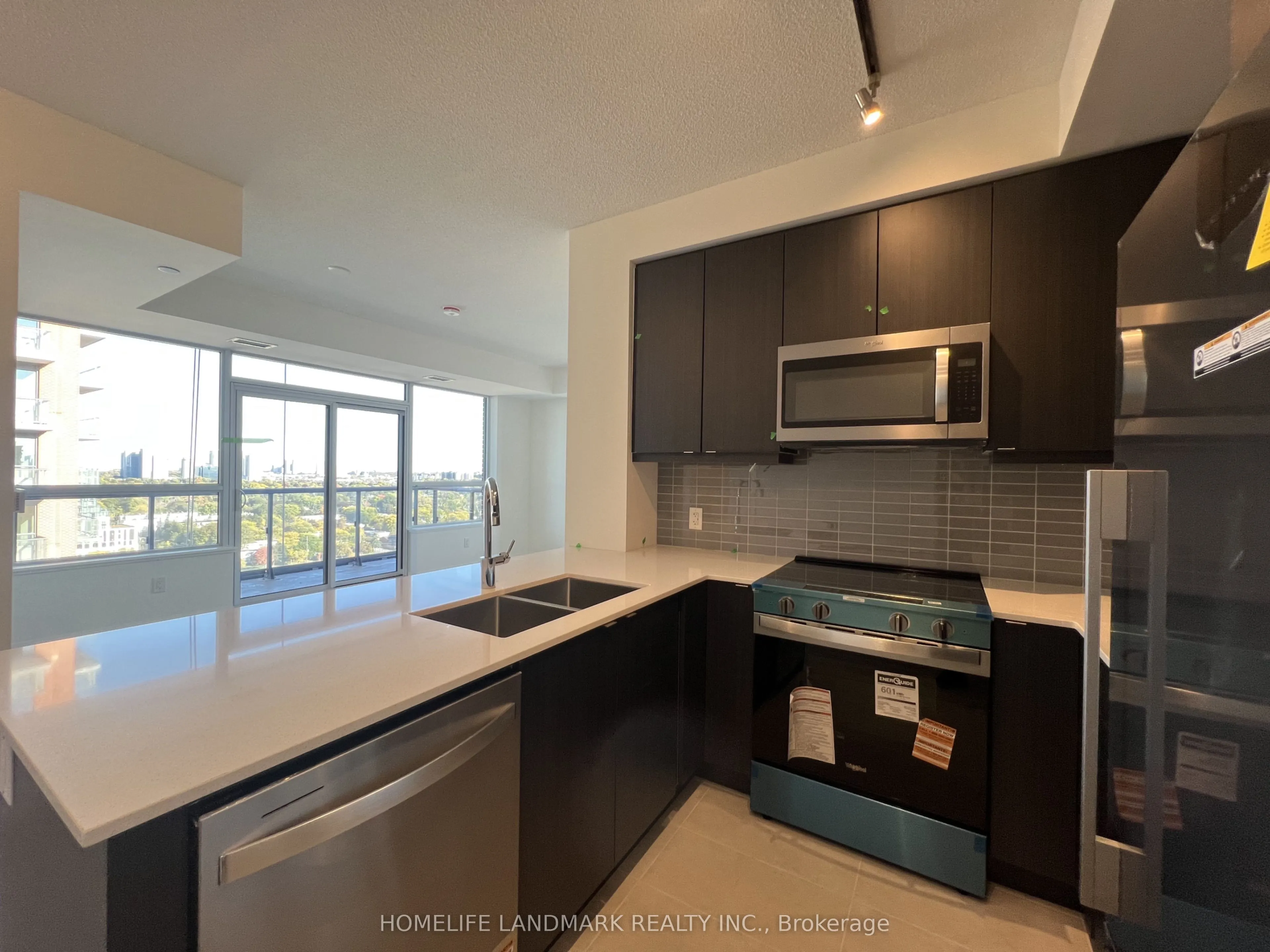3260 Sheppard Avenue E #1607