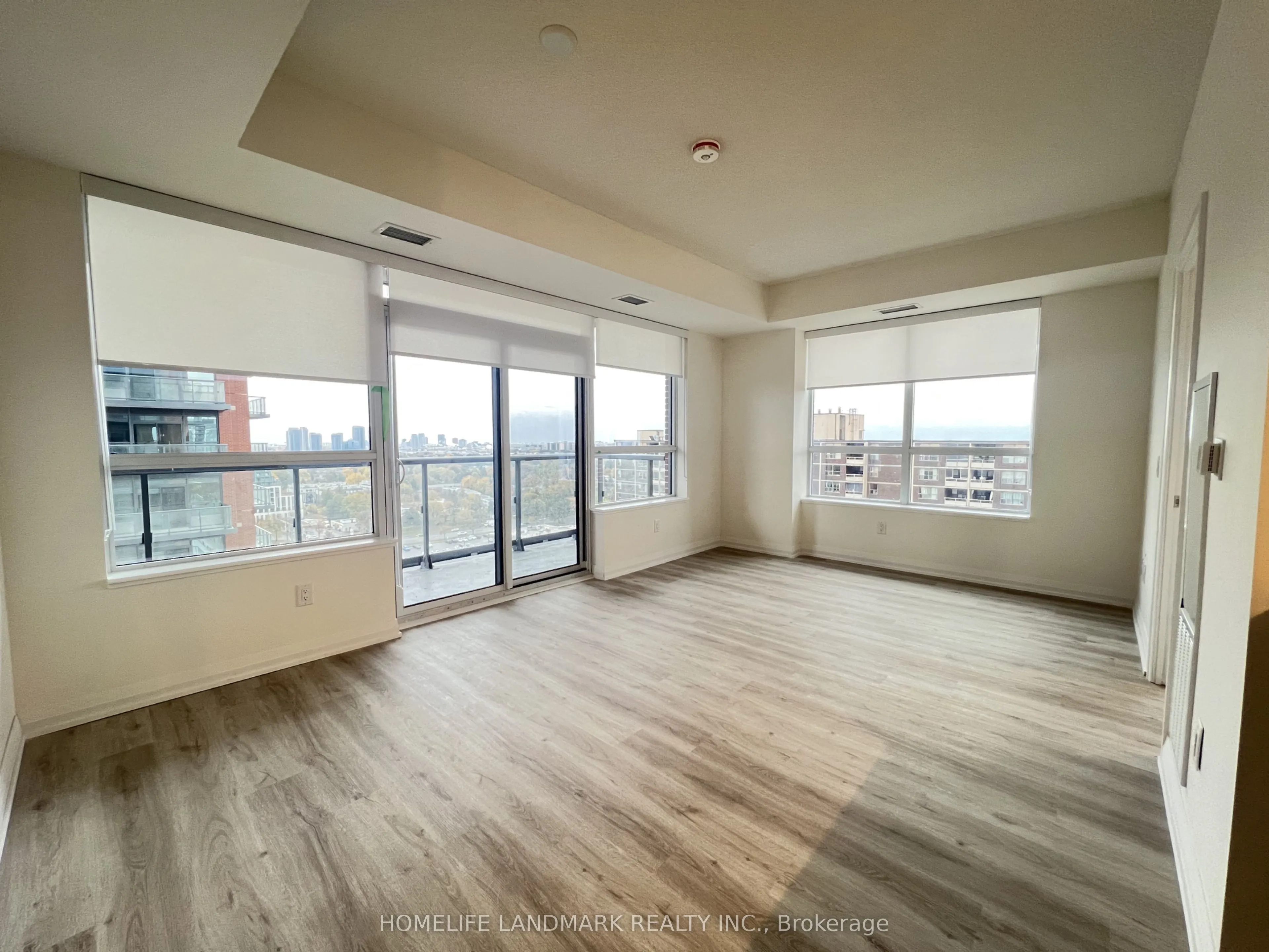 3260 Sheppard Avenue E #1607