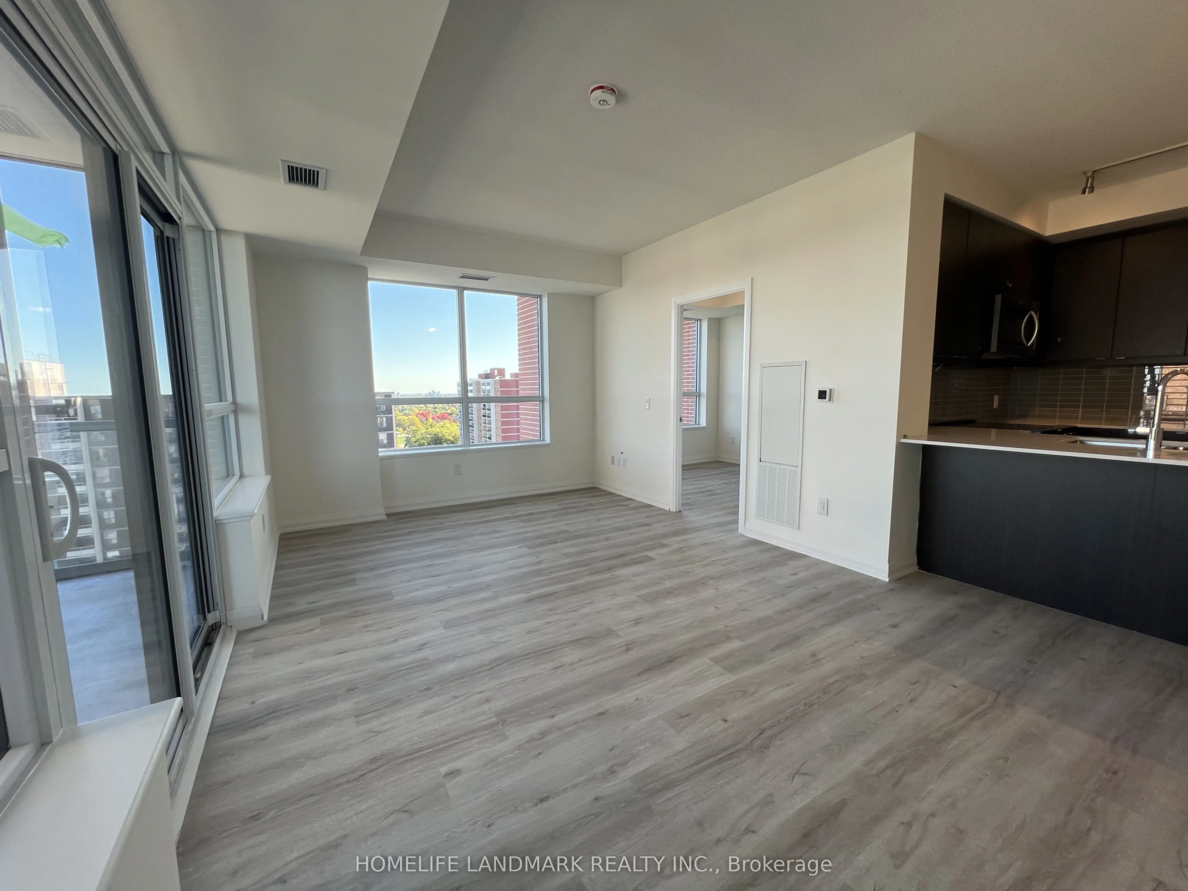 3260 Sheppard Avenue E #1607
