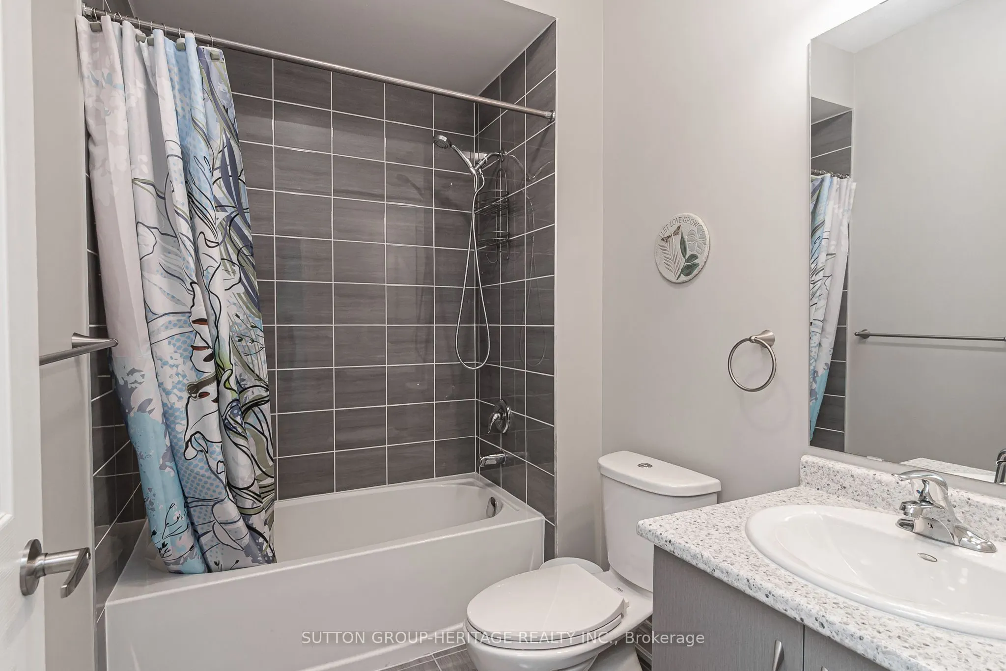 10 Beaverdams Drive