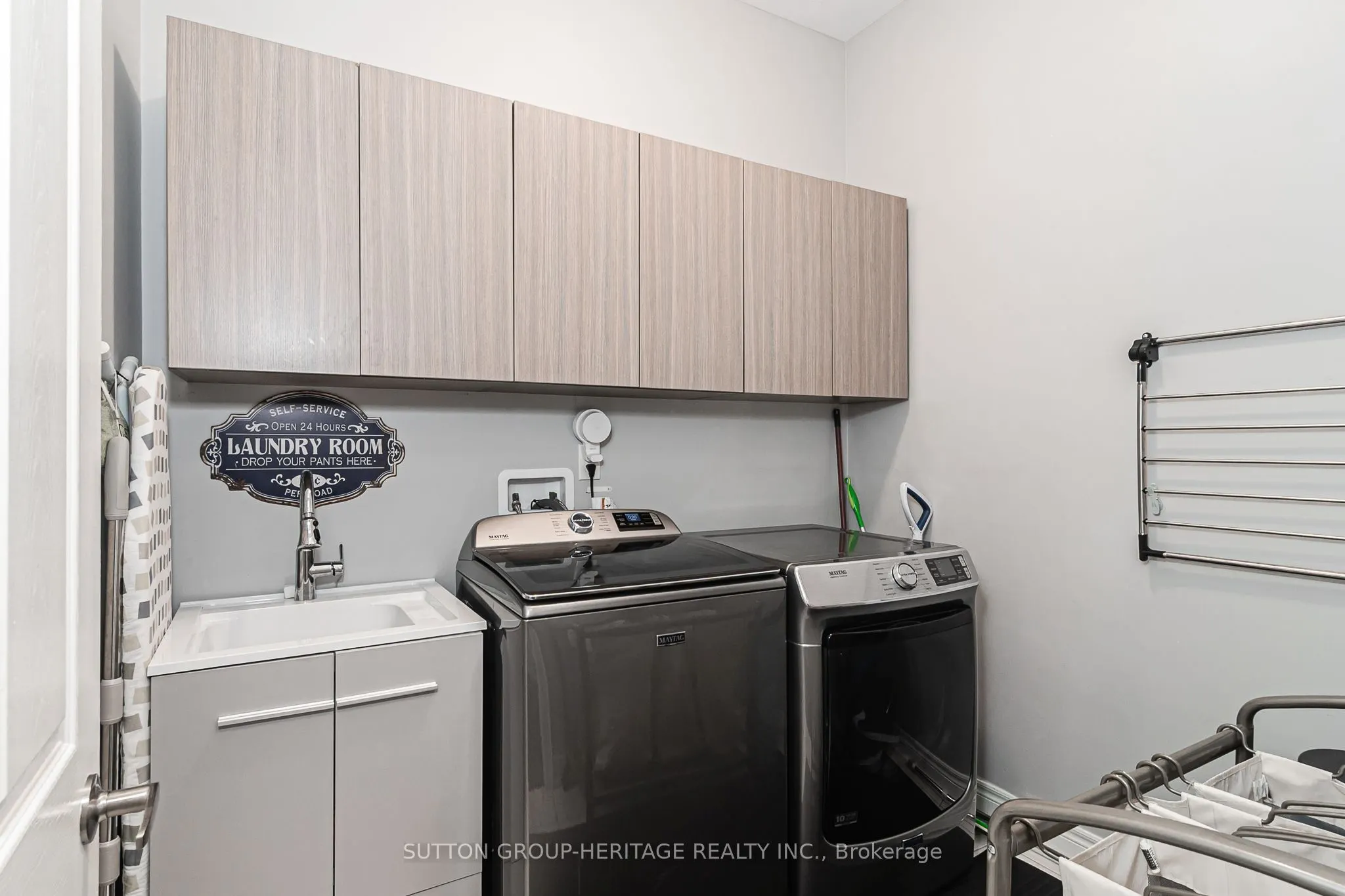 10 Beaverdams Drive