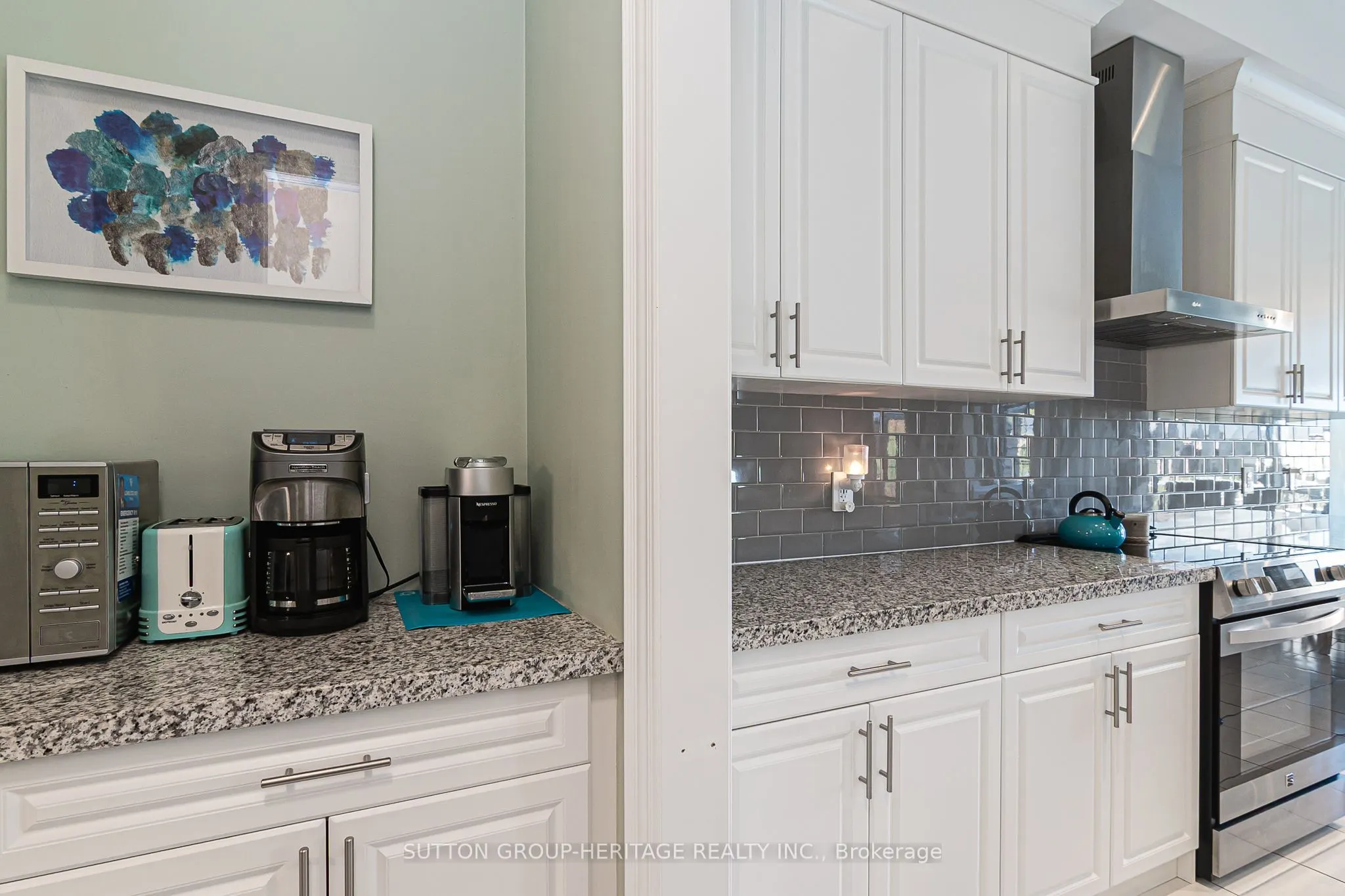 10 Beaverdams Drive