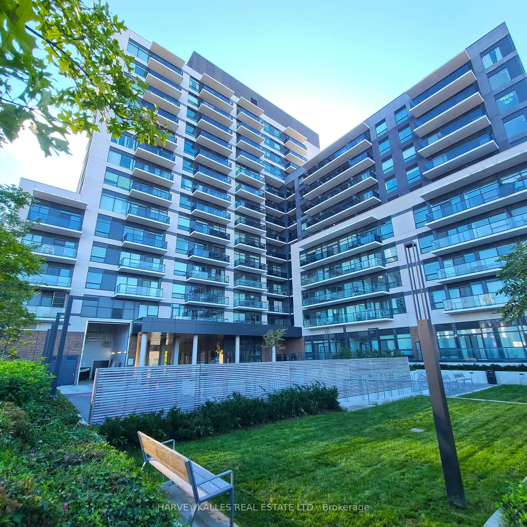 1350 Ellesmere Road #323