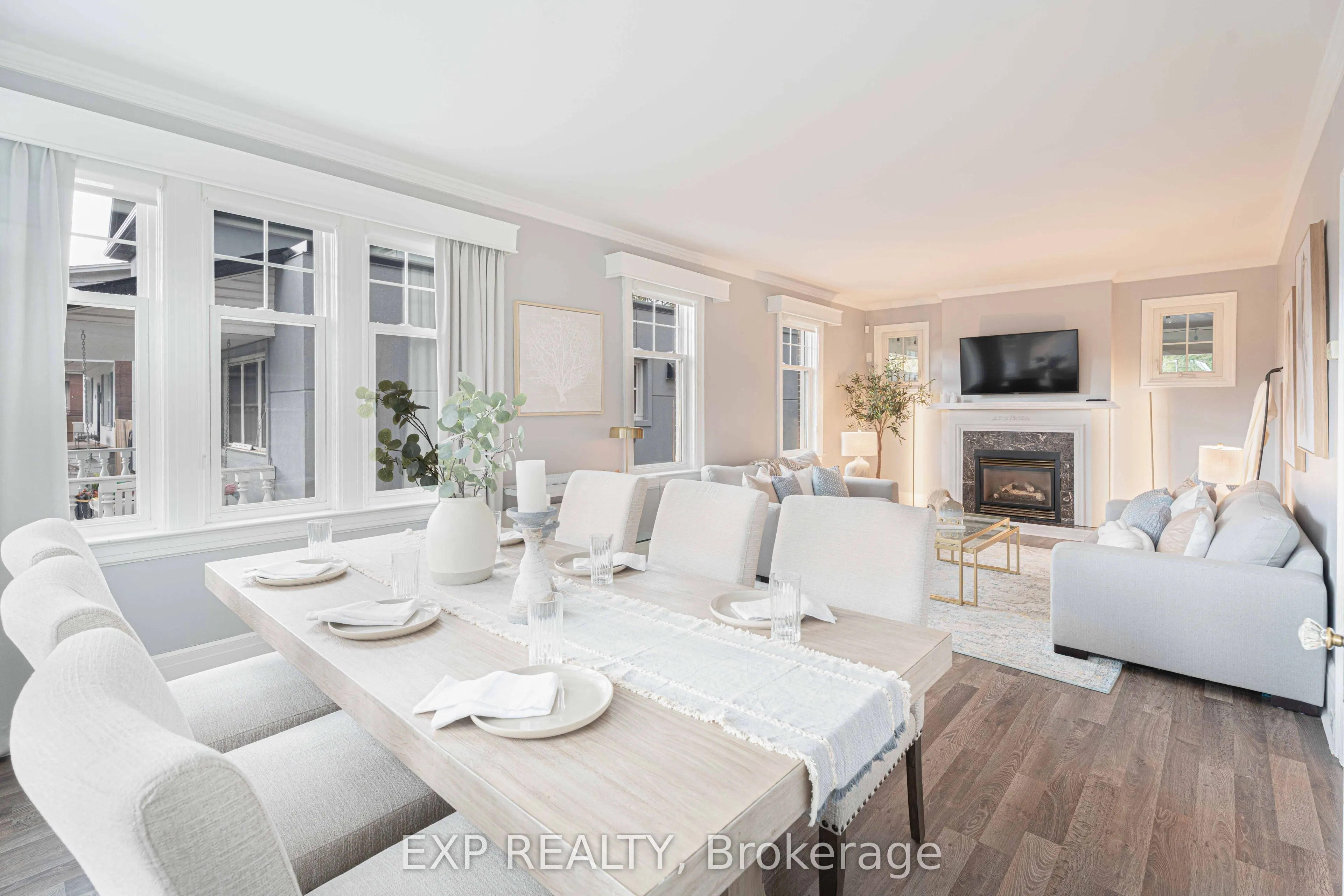 308 King Street E