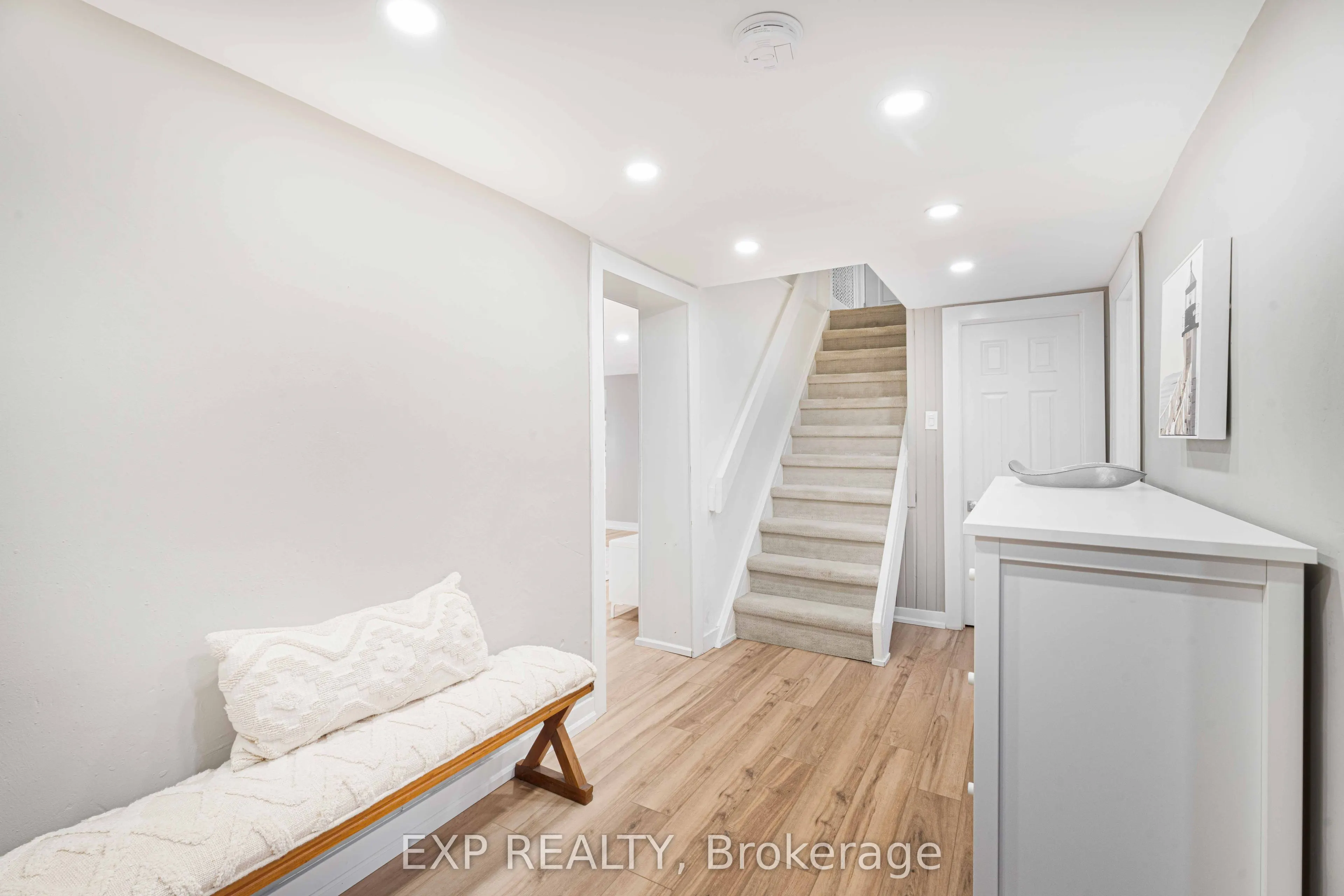 308 King Street E