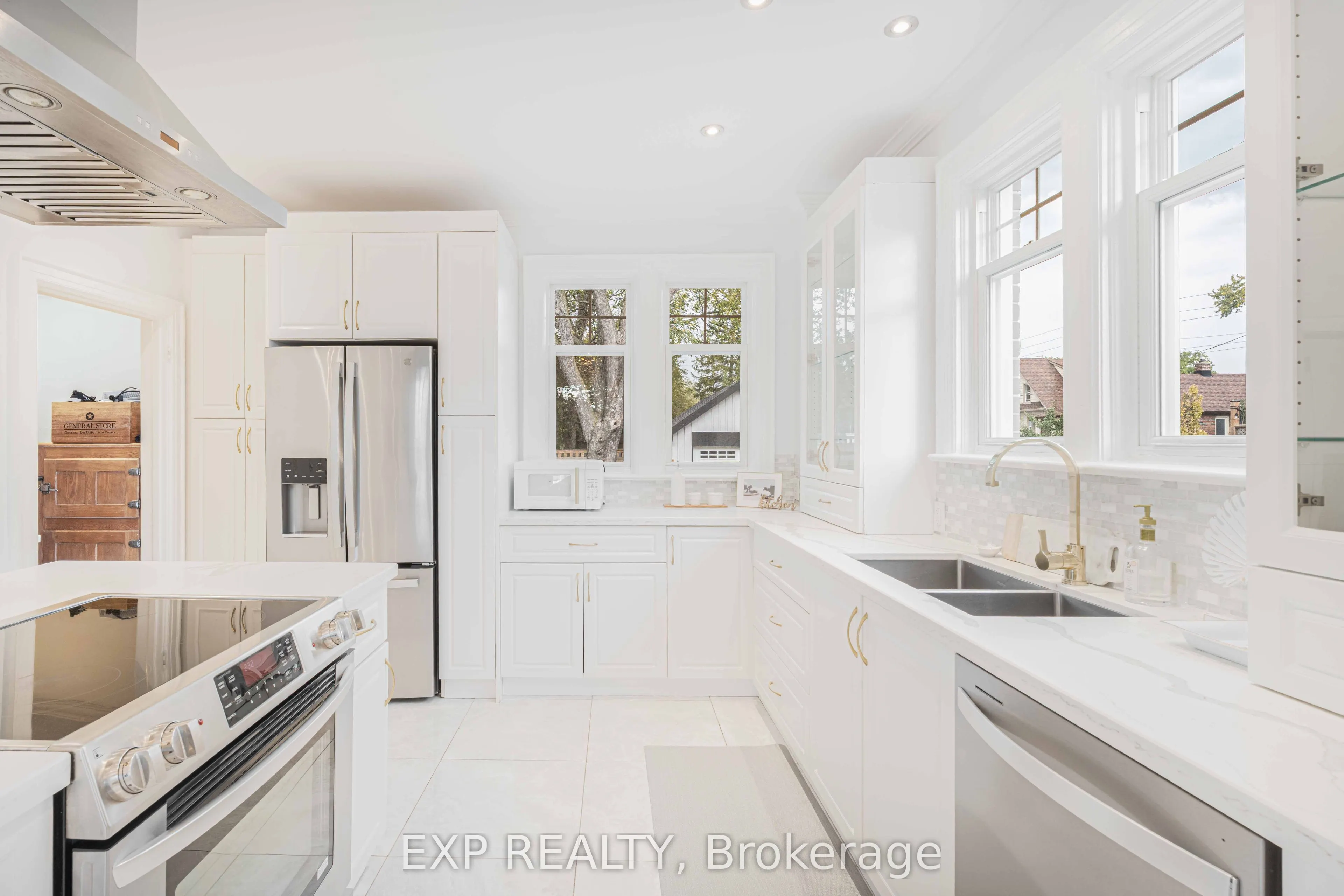 308 King Street E