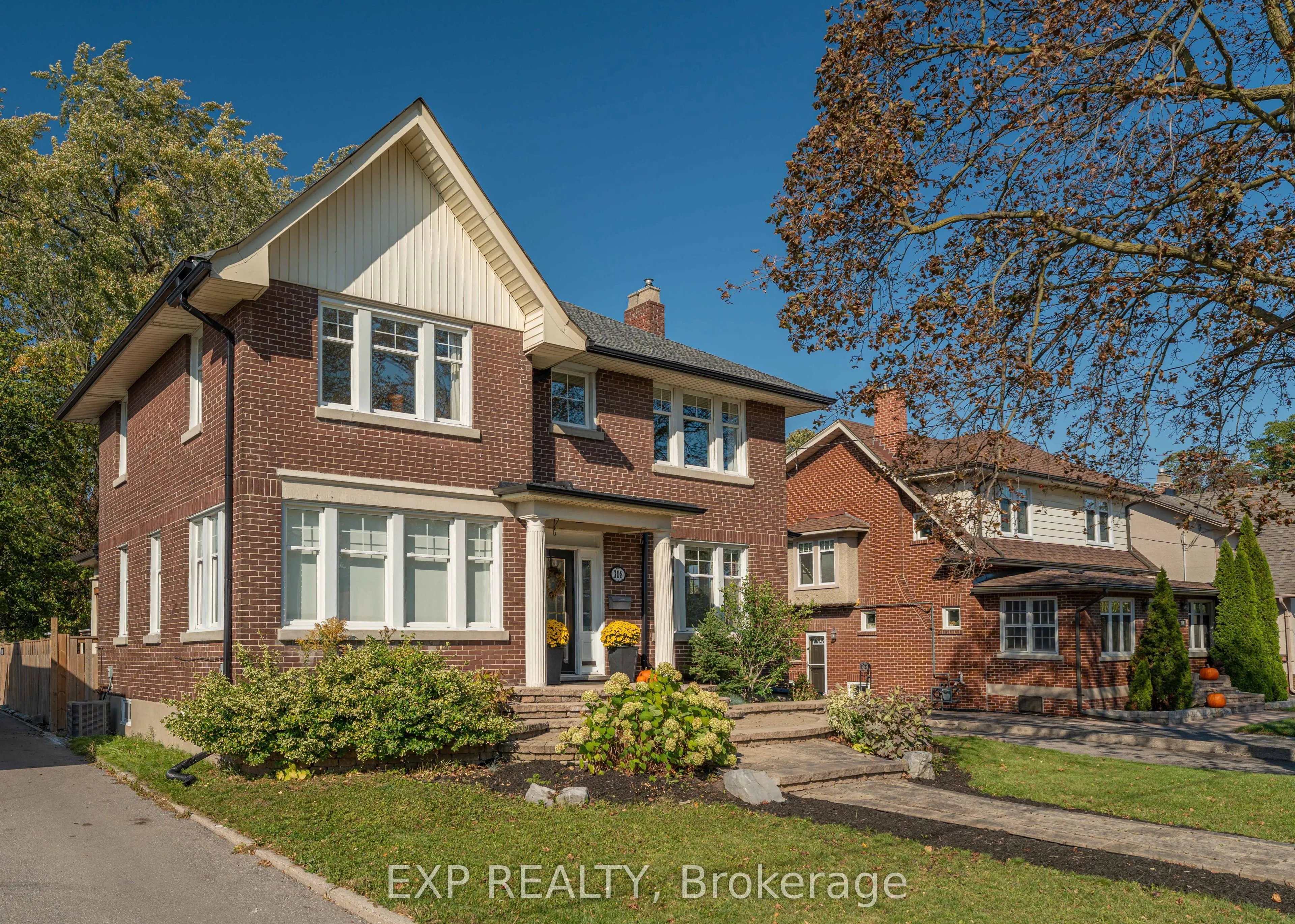 308 King Street E