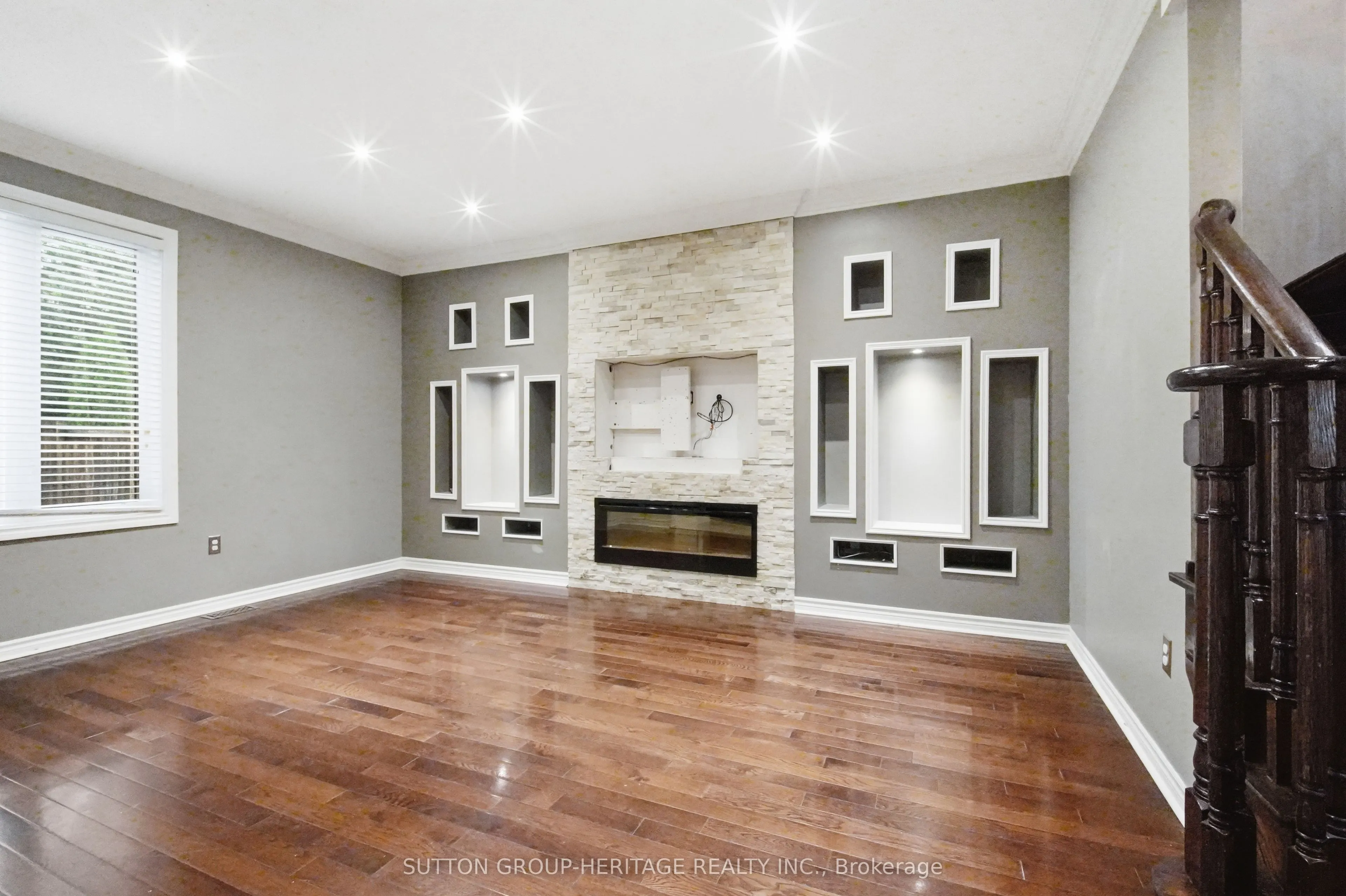 16 Shrewsbury Drive