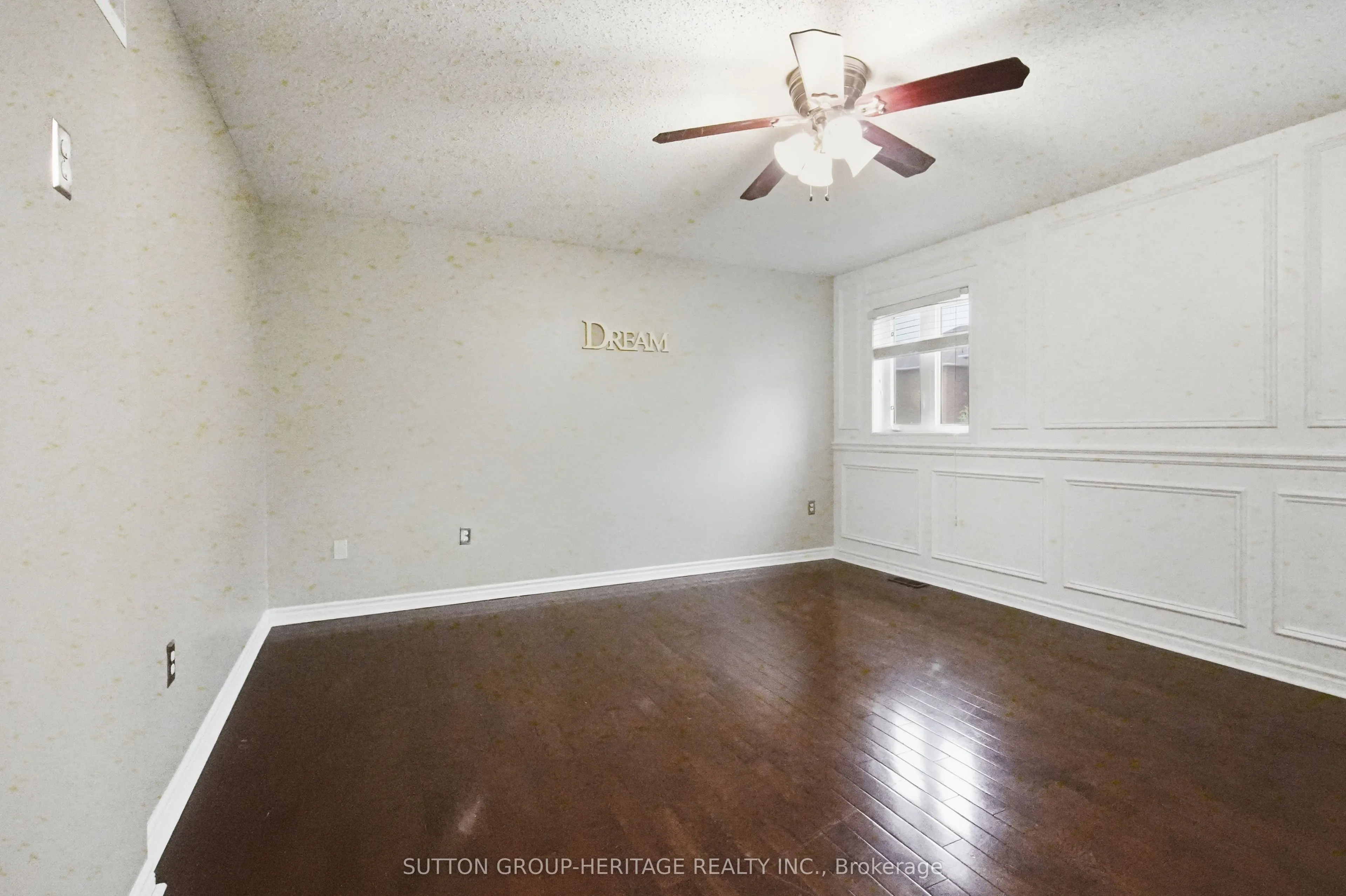 16 Shrewsbury Drive