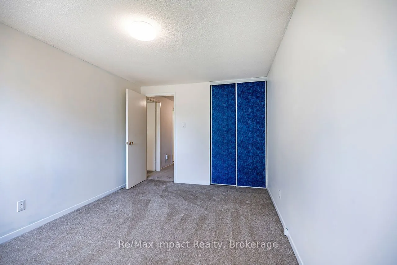 25 Tompkins Lane #25
