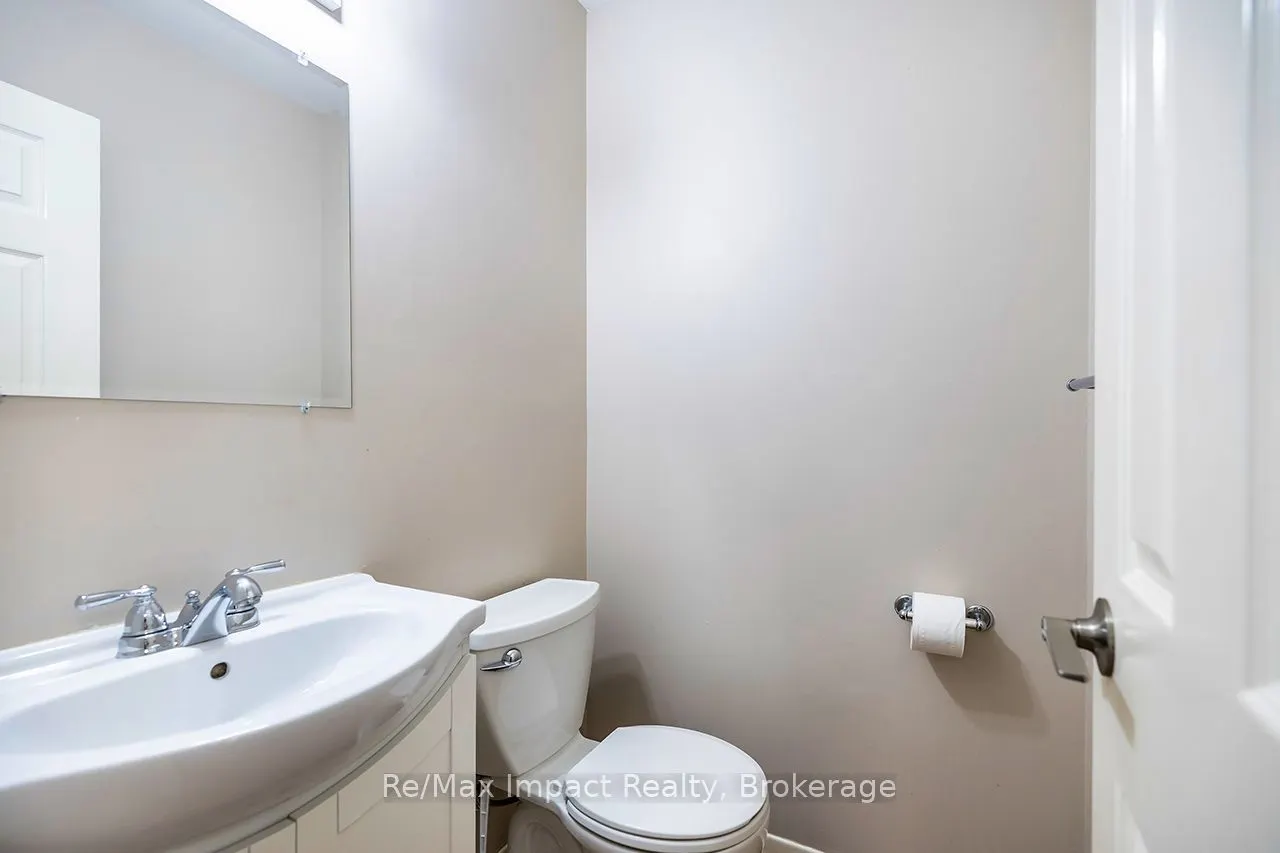 25 Tompkins Lane #25