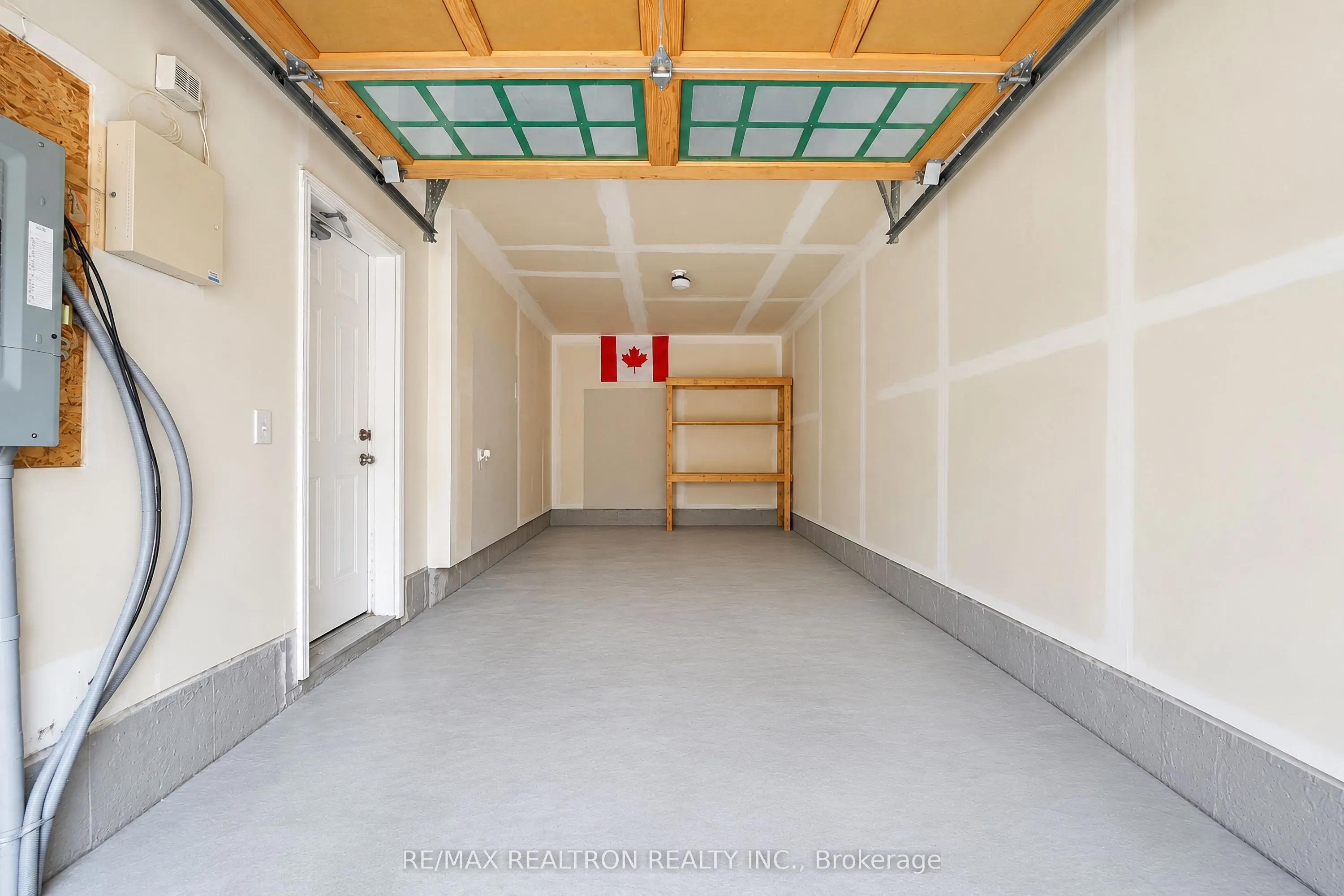 15 Blunden Road