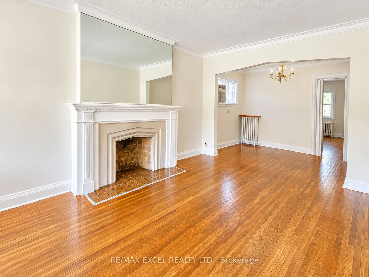 11 Hutton Avenue