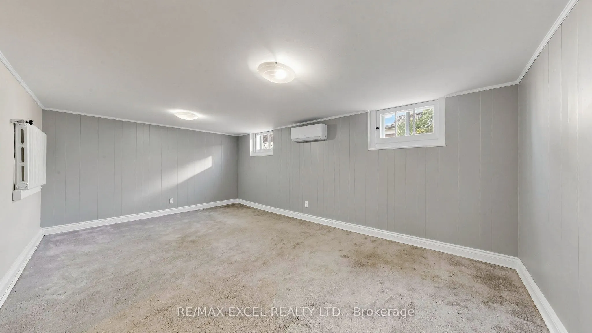 11 Hutton Avenue