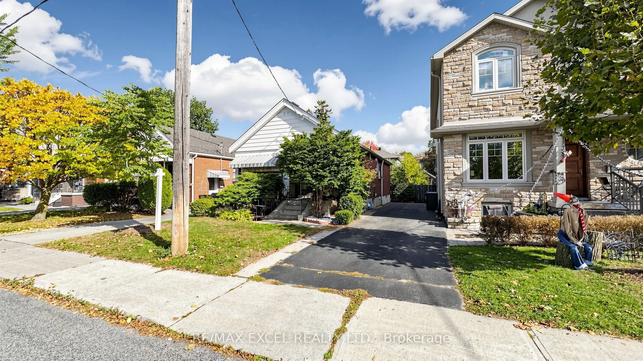 11 Hutton Avenue