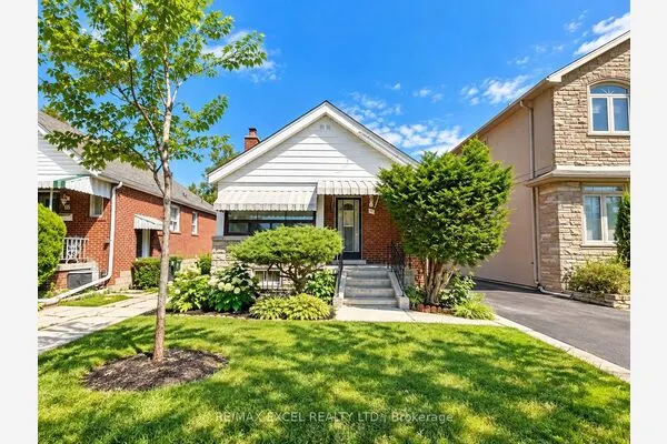 11 Hutton Avenue
