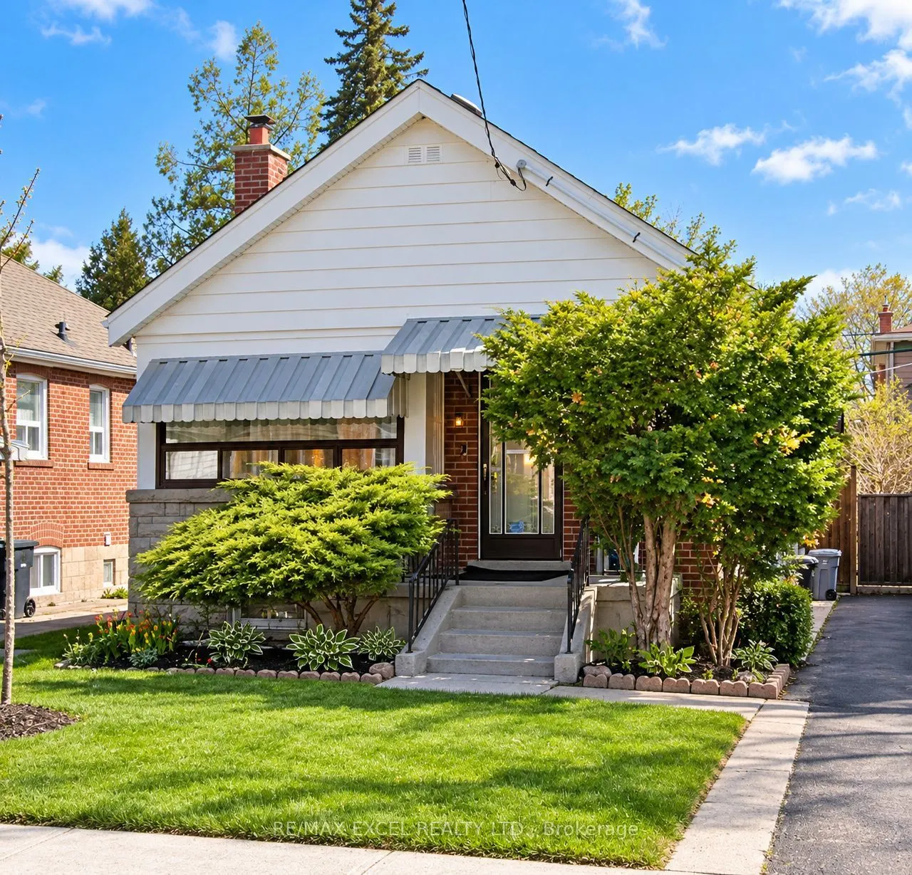 11 Hutton Avenue