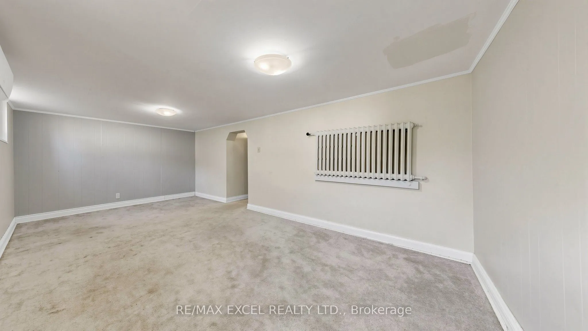 11 Hutton Avenue