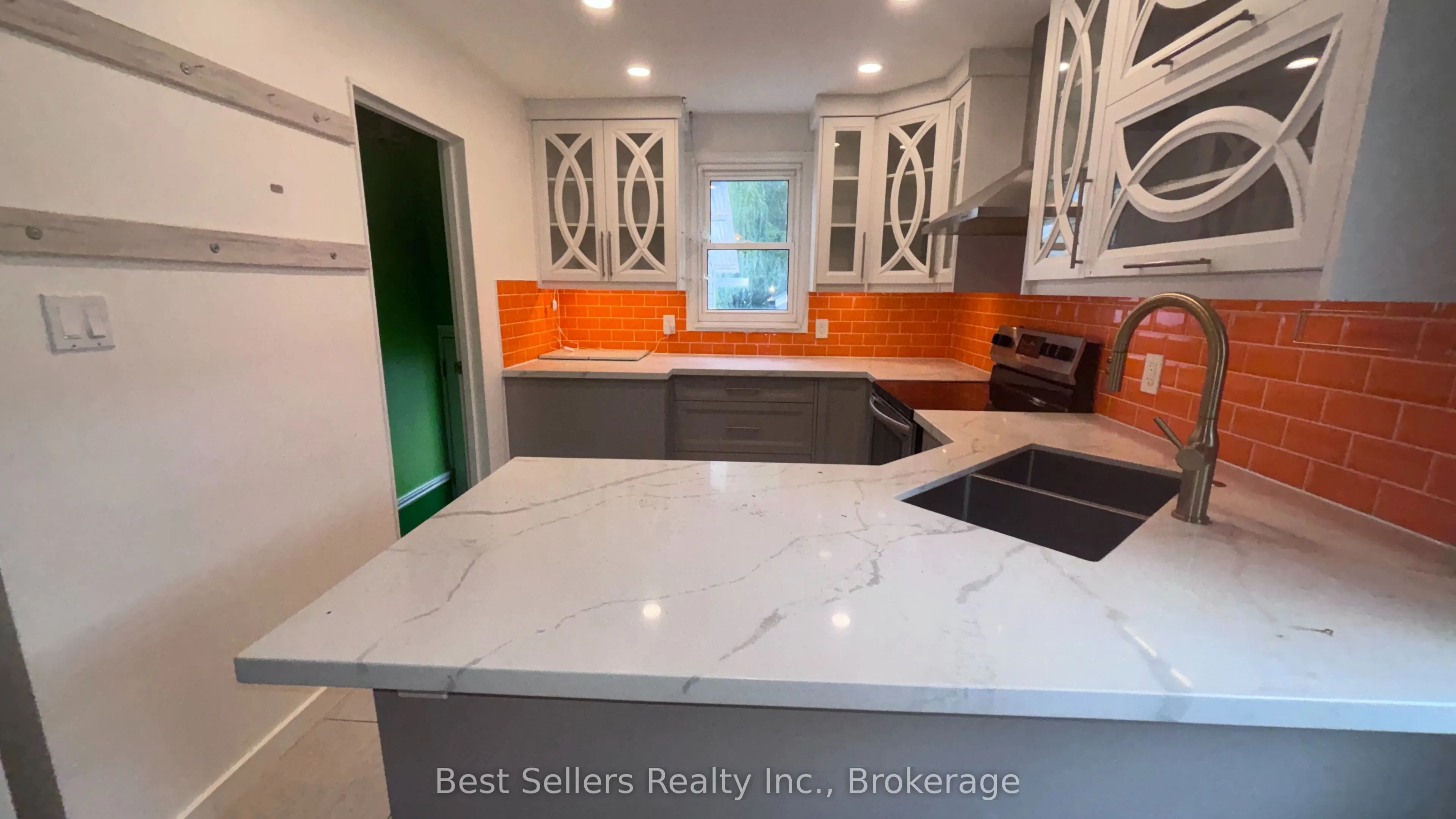 75 Vanbrugh Avenue #Main