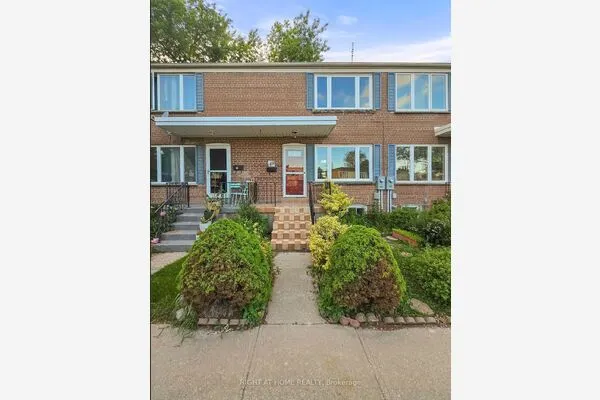 740 KENNEDY Street #49